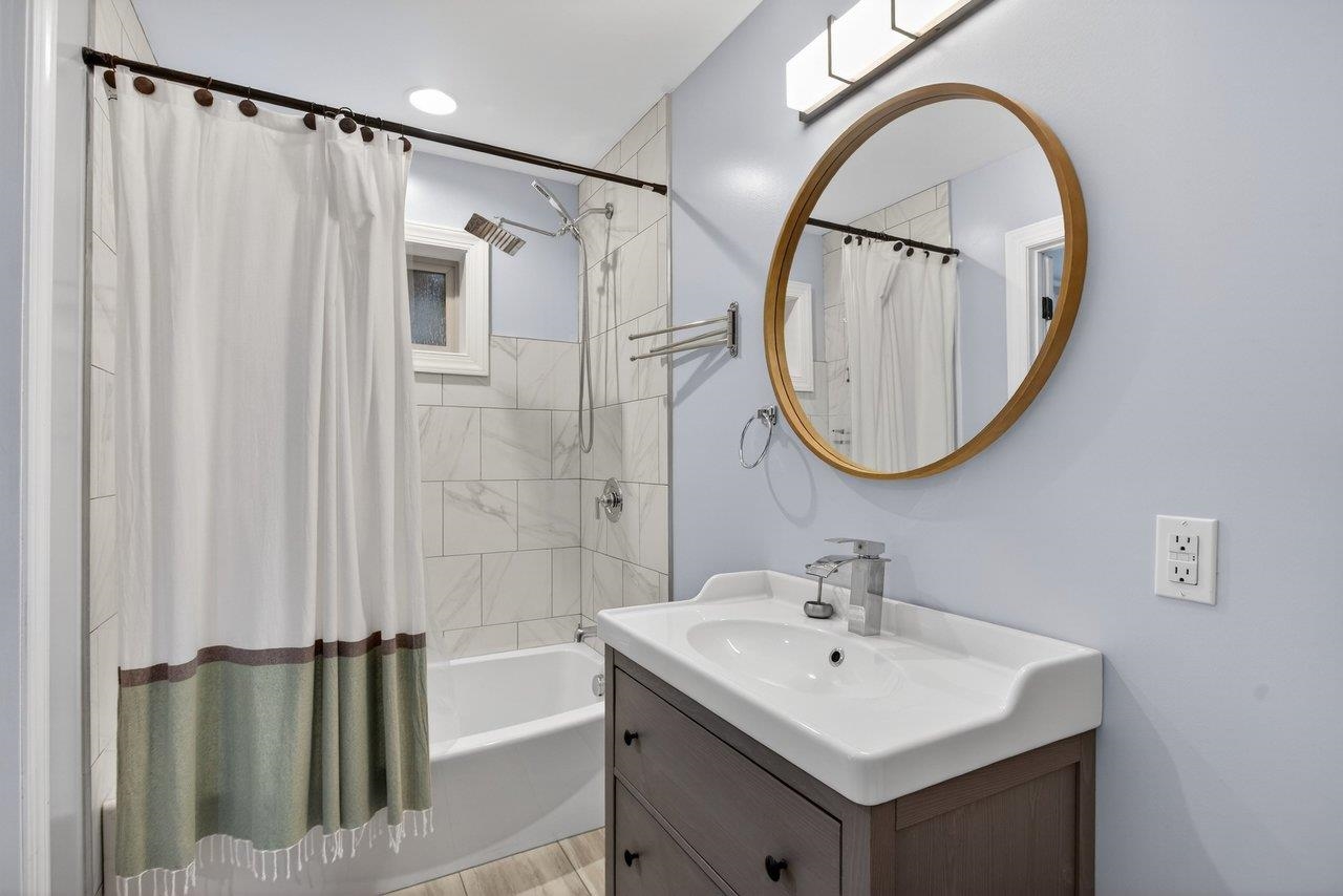 4270 AJAX CT