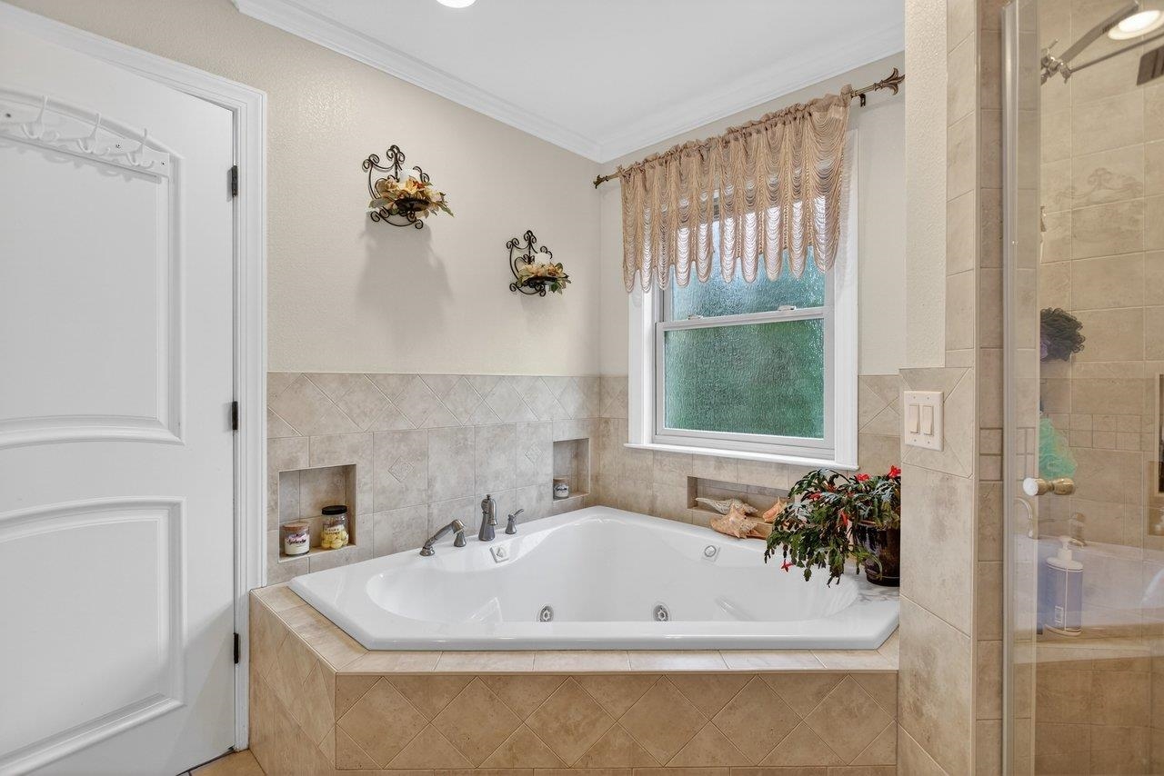 4270 AJAX CT