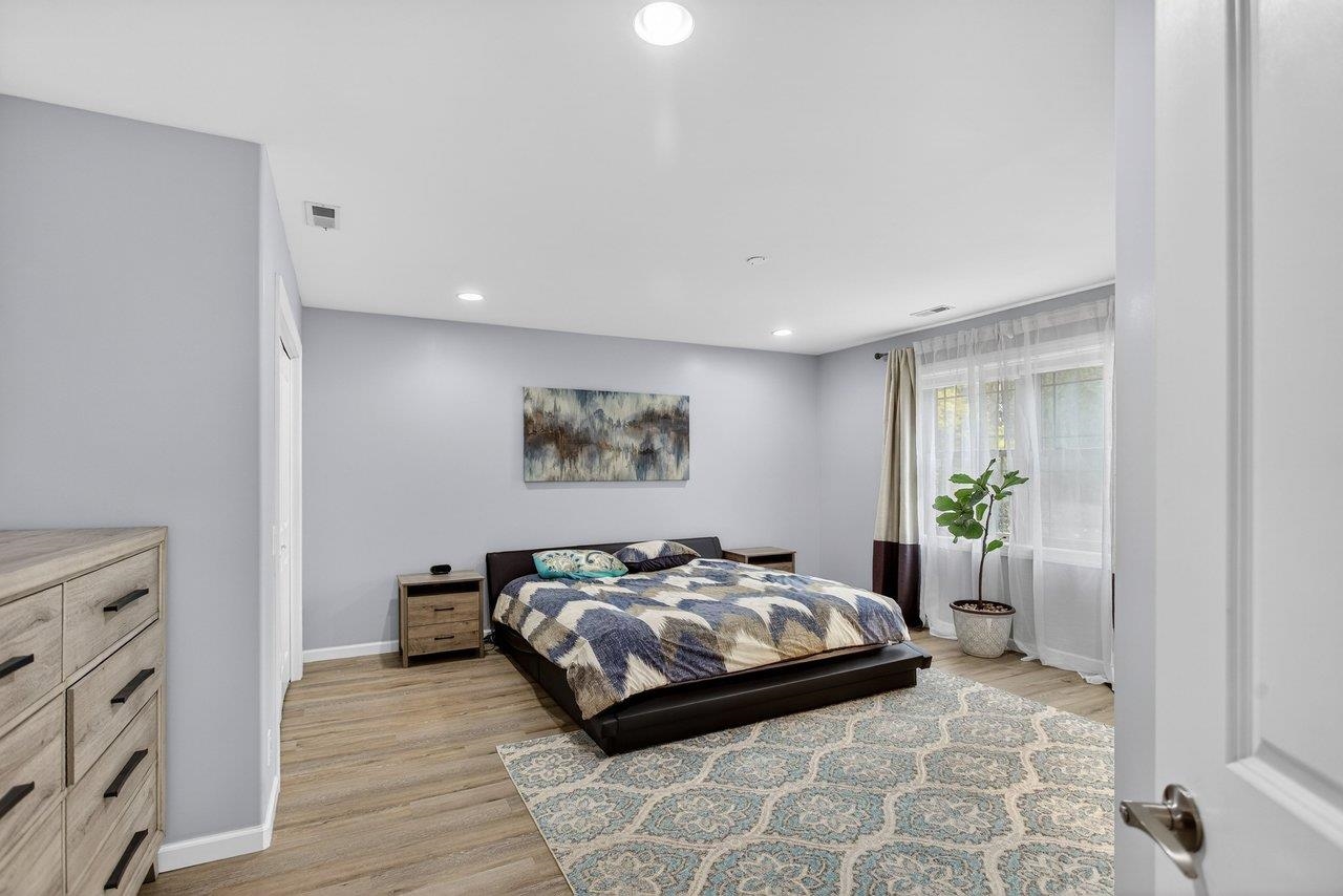 4270 AJAX CT