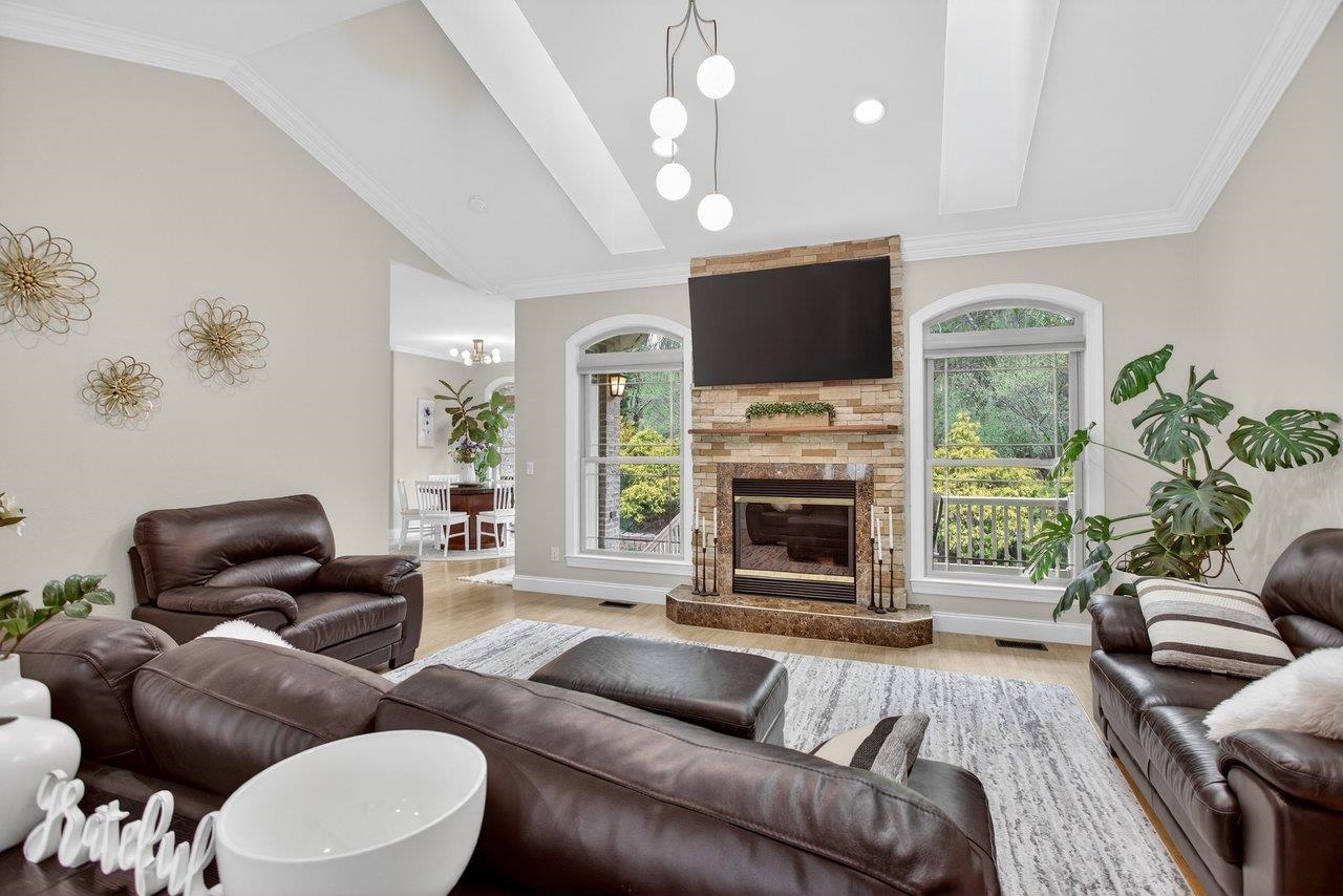 4270 AJAX CT