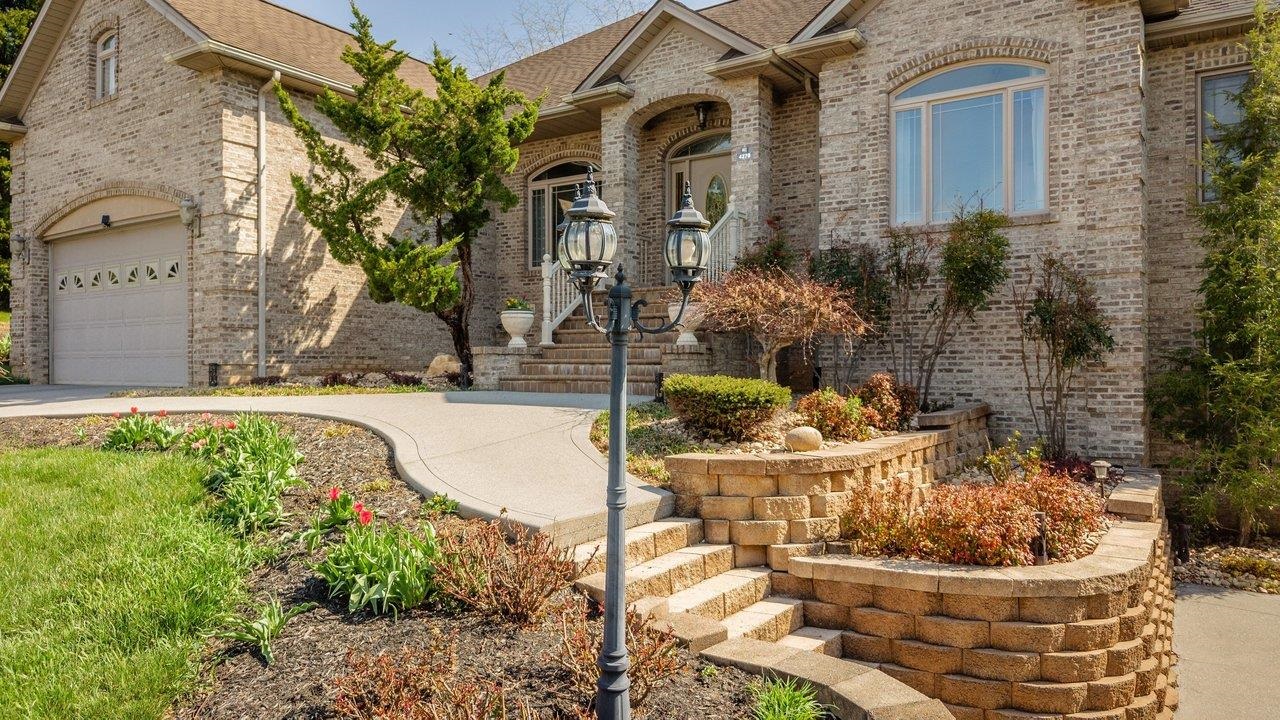 4270 AJAX CT