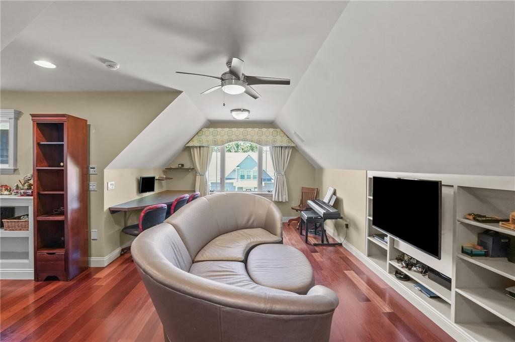 74 Bayberry Road