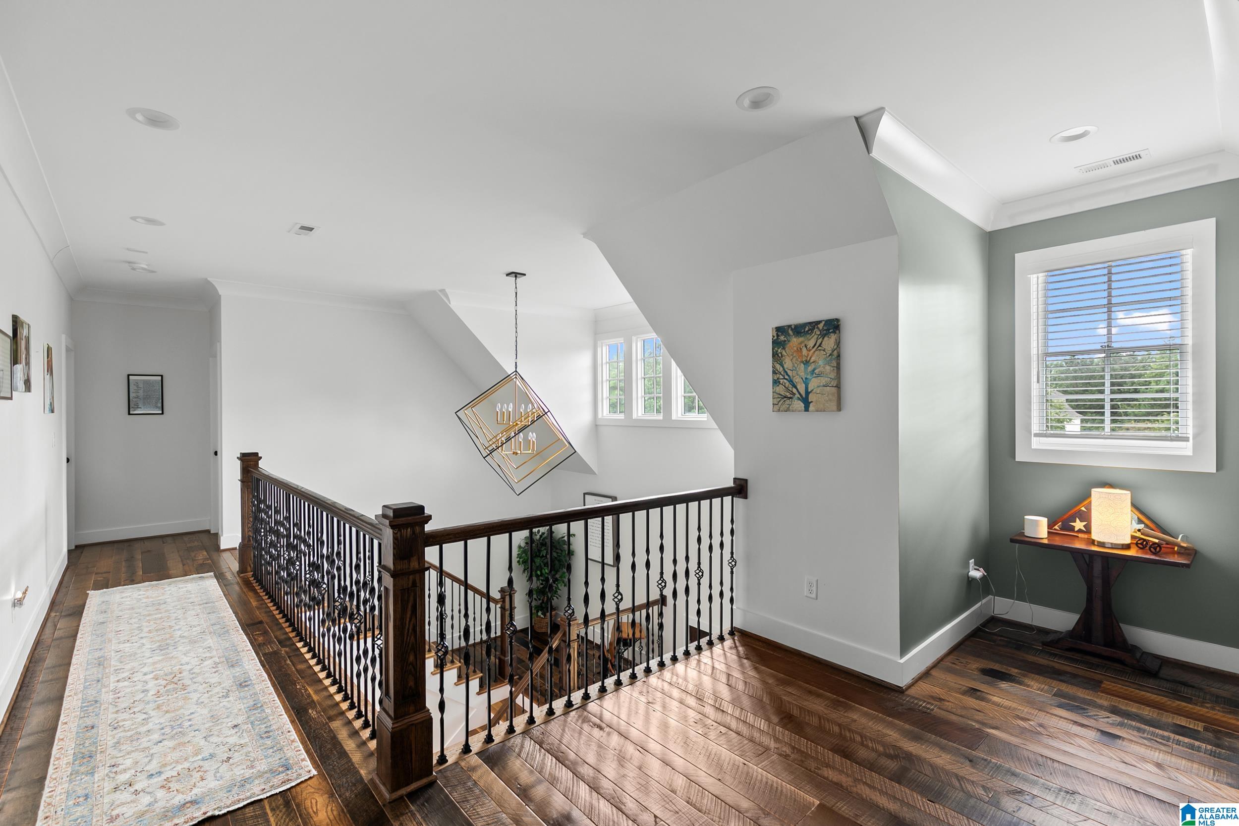 5805 DEERFOOT COURT