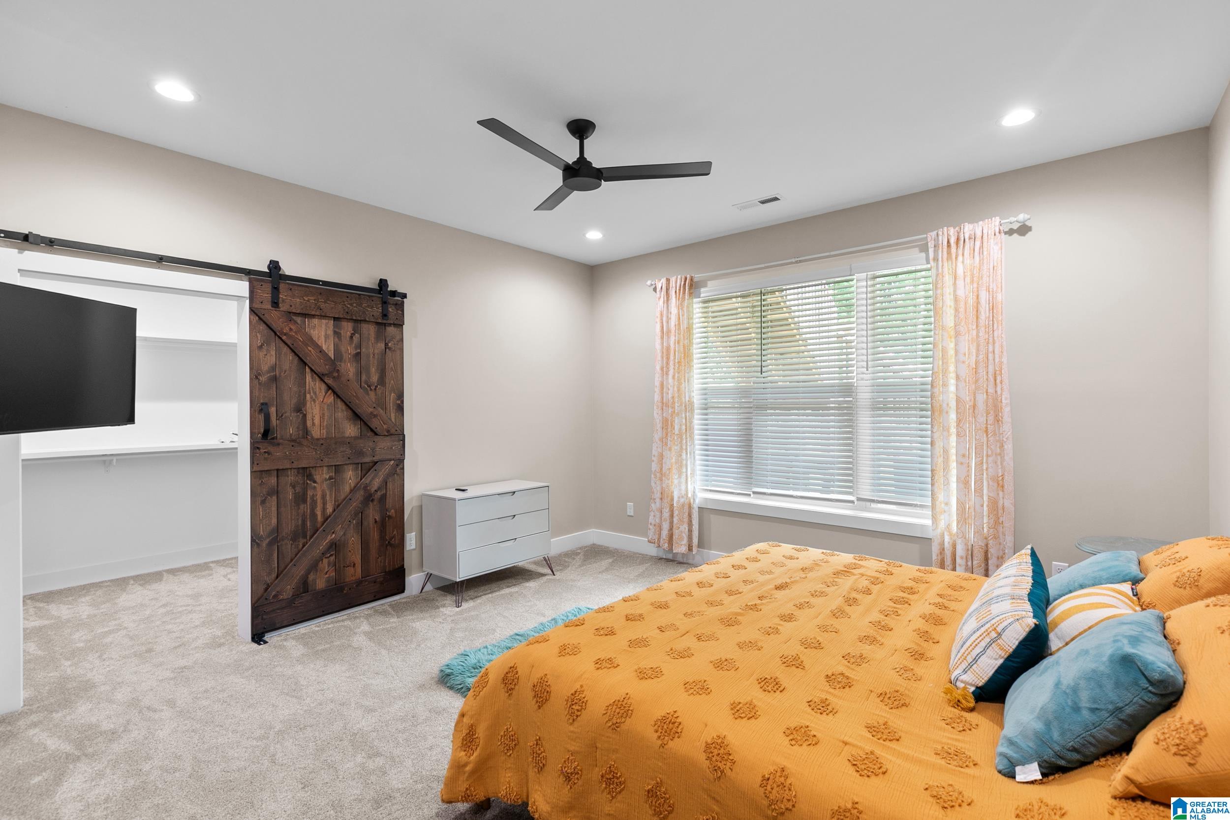 5805 DEERFOOT COURT