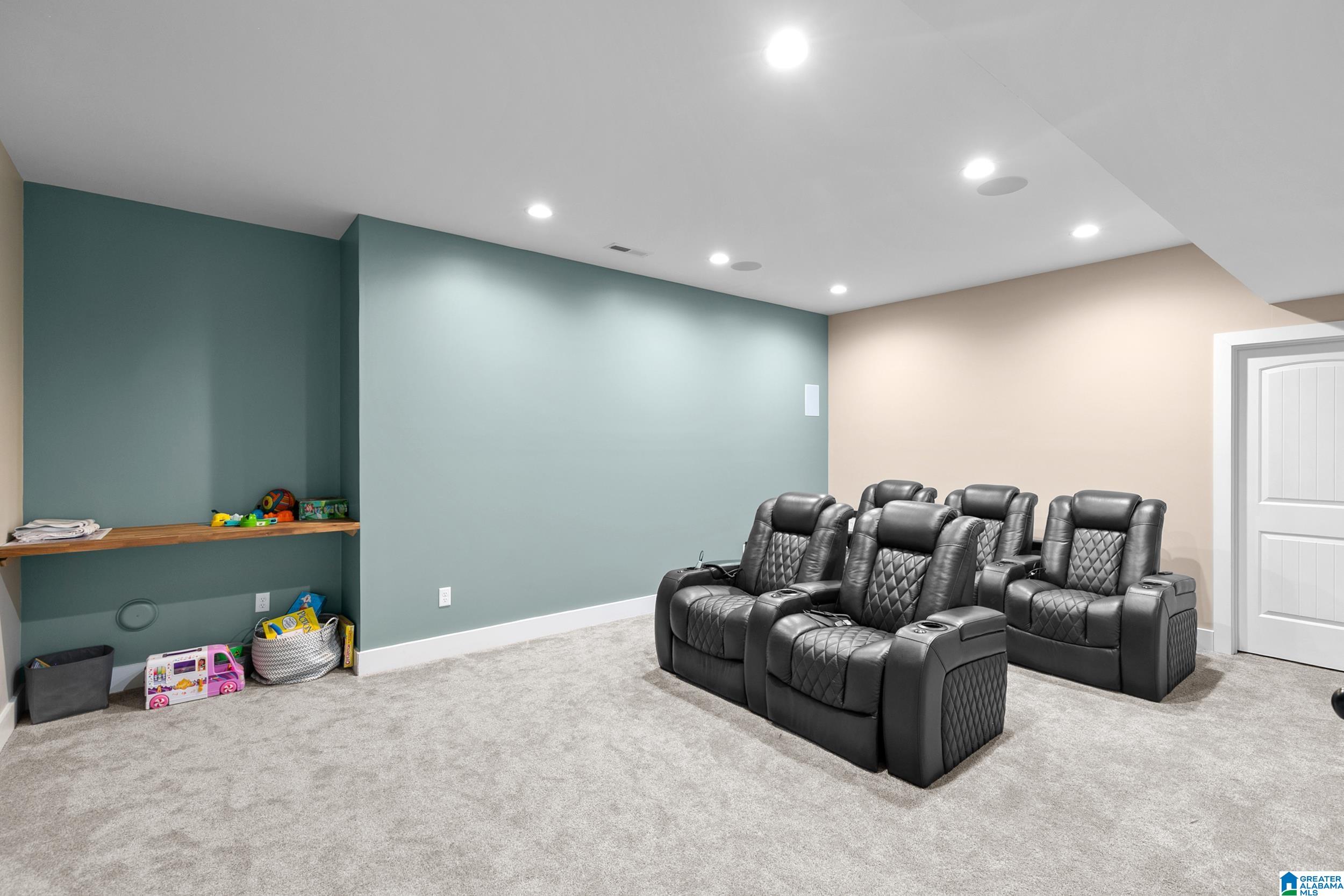 5805 DEERFOOT COURT
