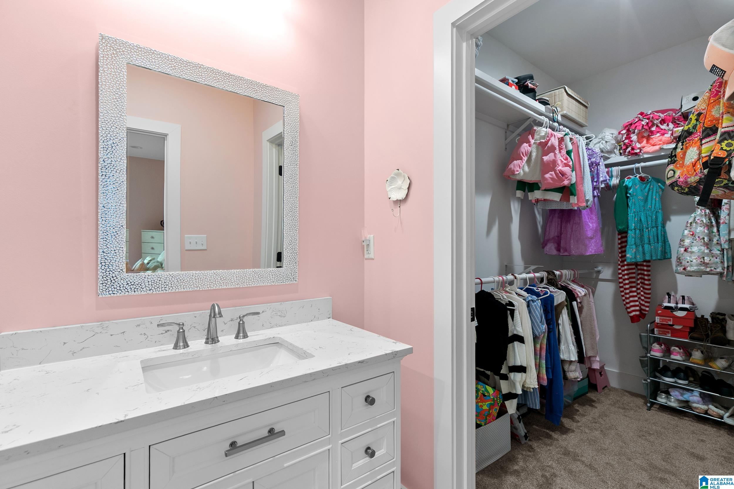 5805 DEERFOOT COURT