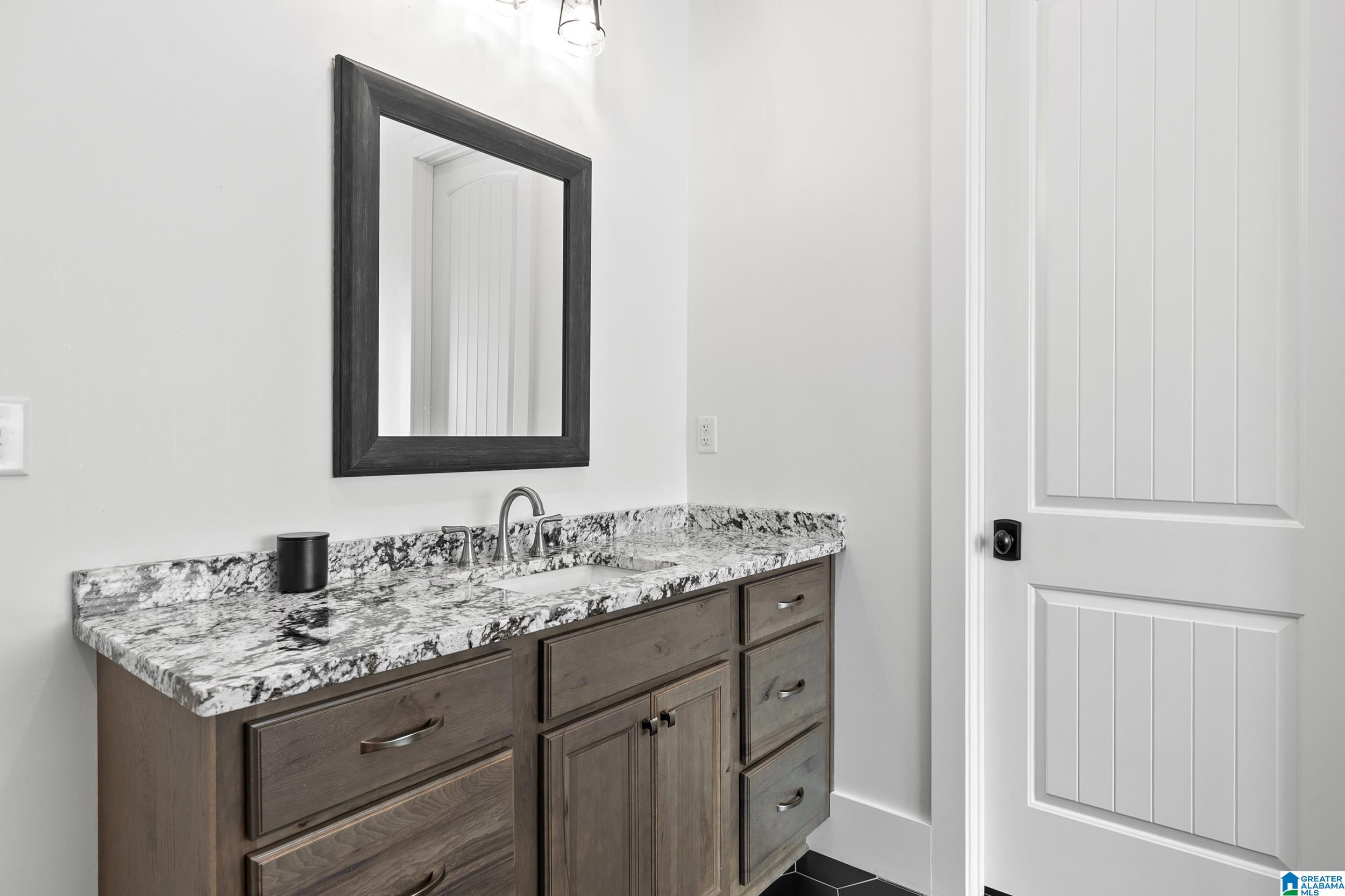 5805 DEERFOOT COURT