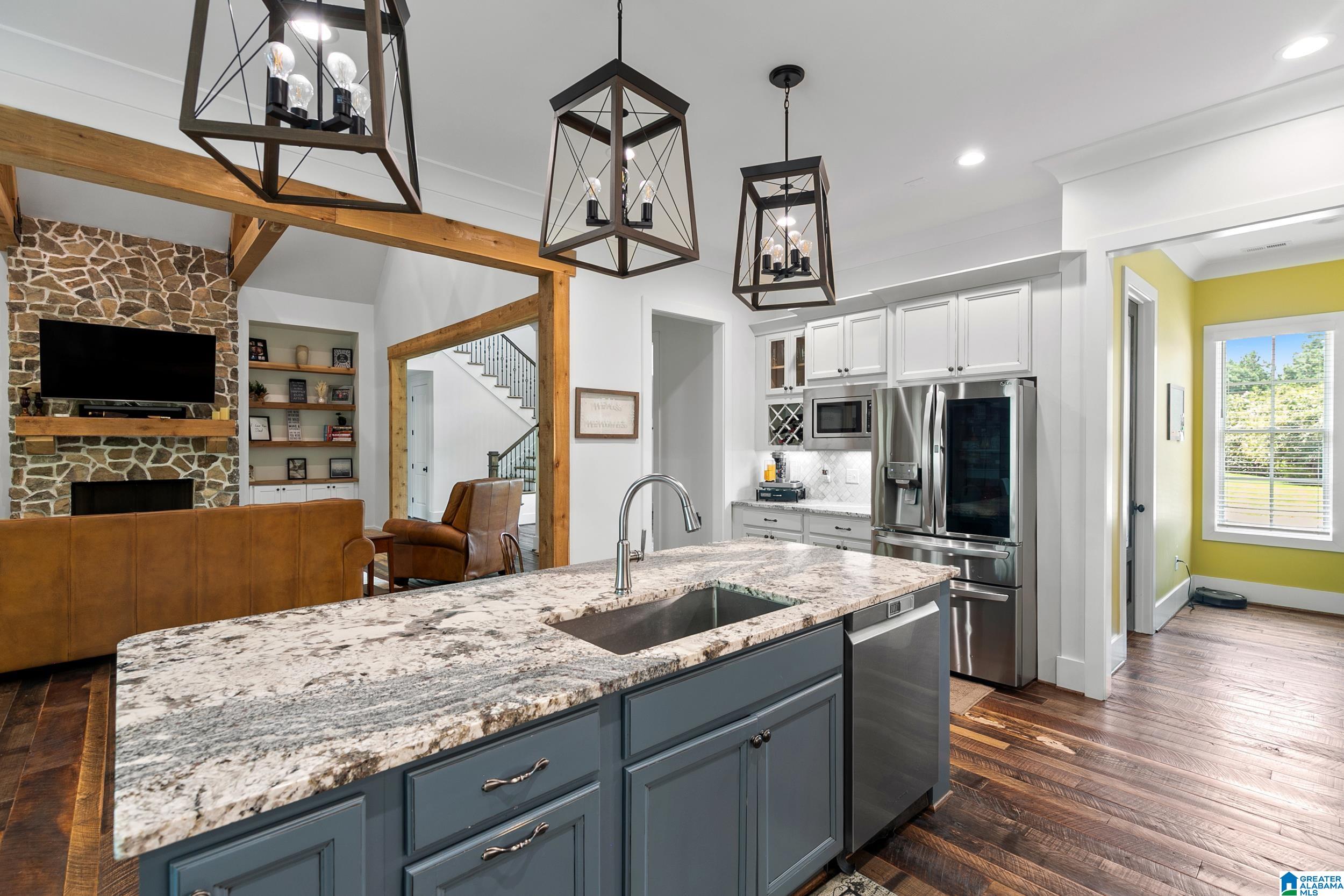 5805 DEERFOOT COURT