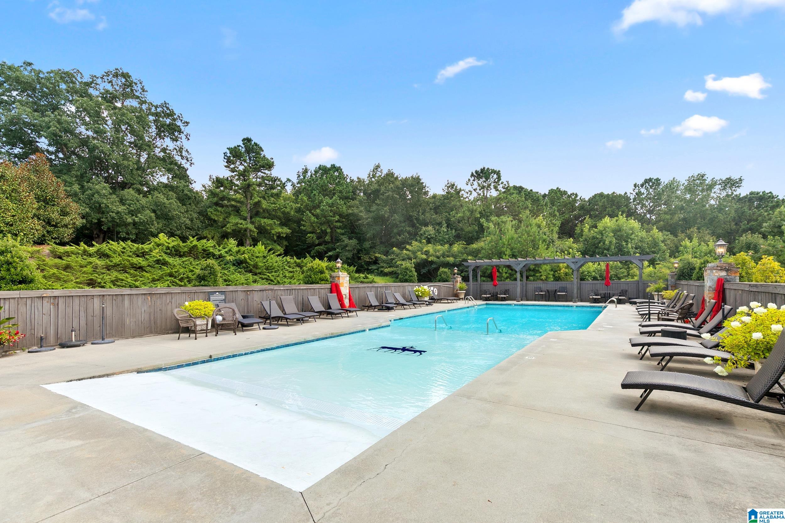5805 DEERFOOT COURT