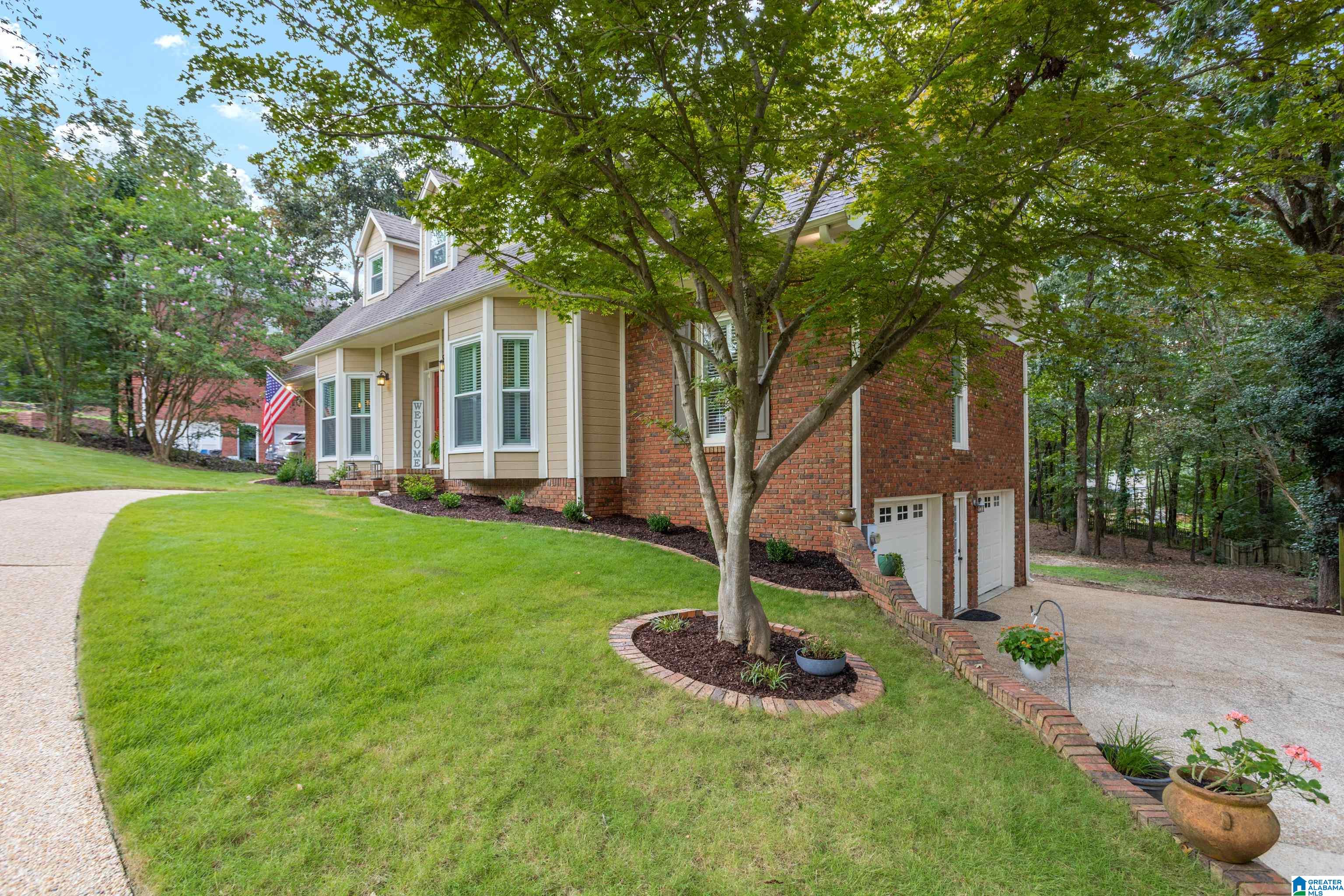 5117 WILLOW WAY