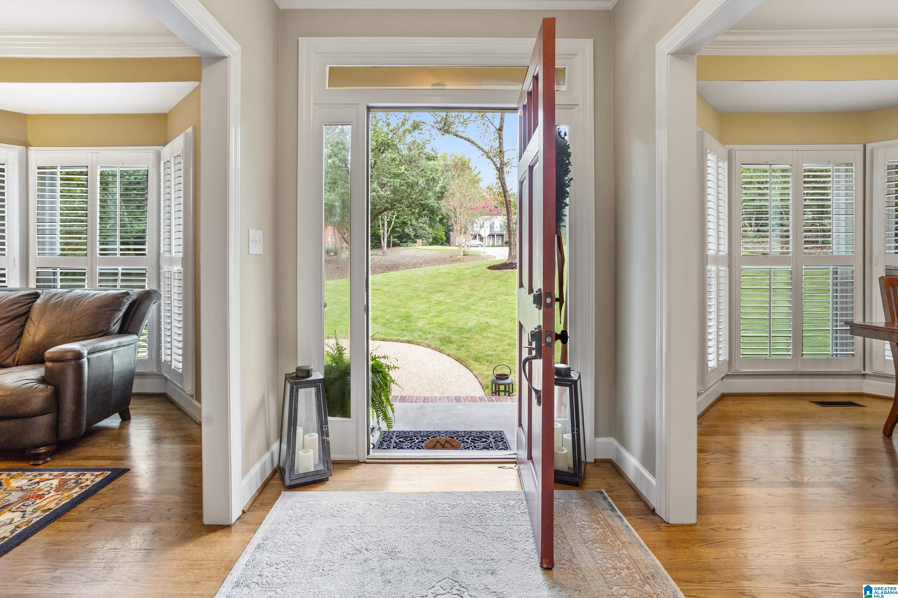 5117 WILLOW WAY