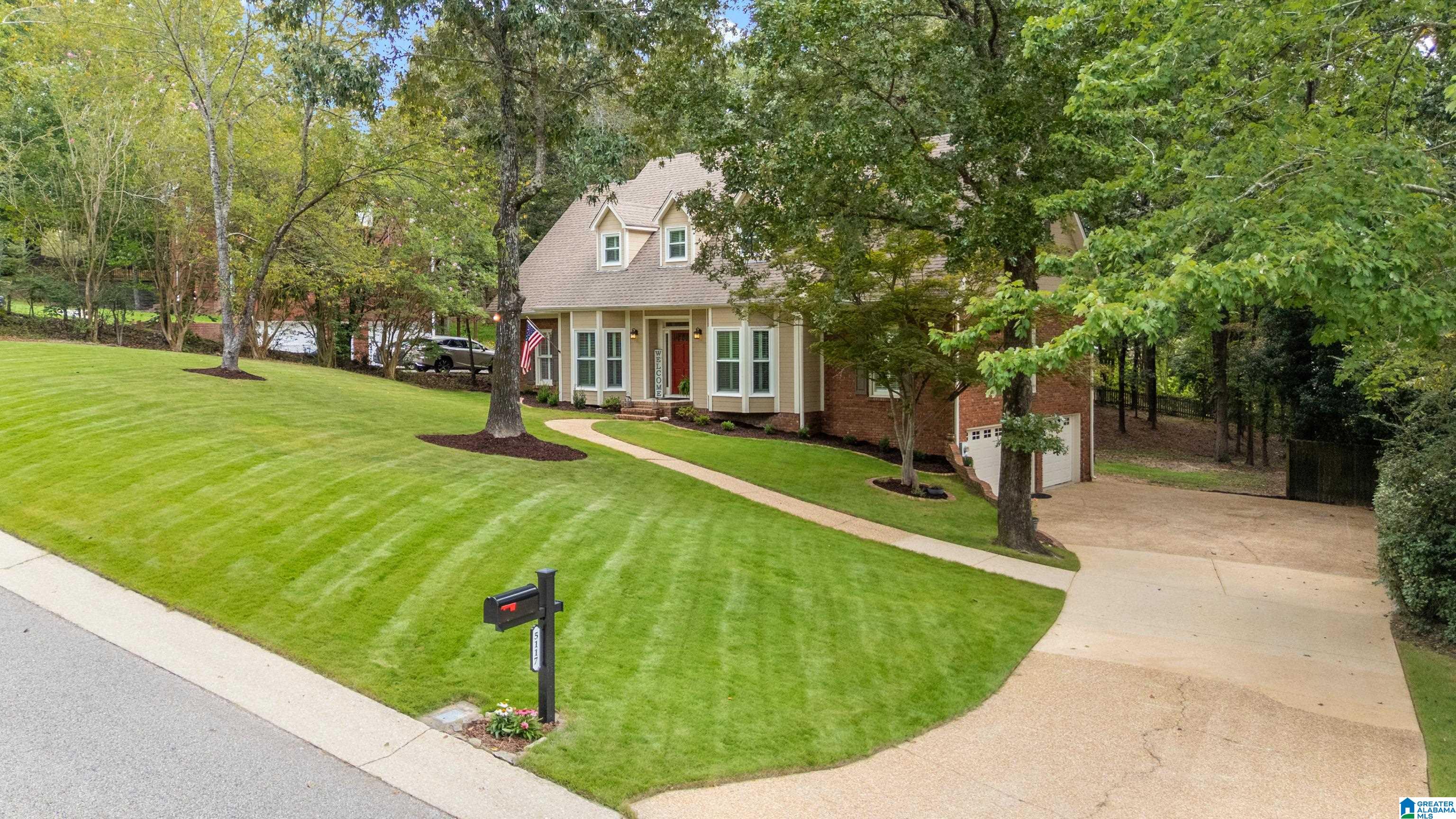 5117 WILLOW WAY