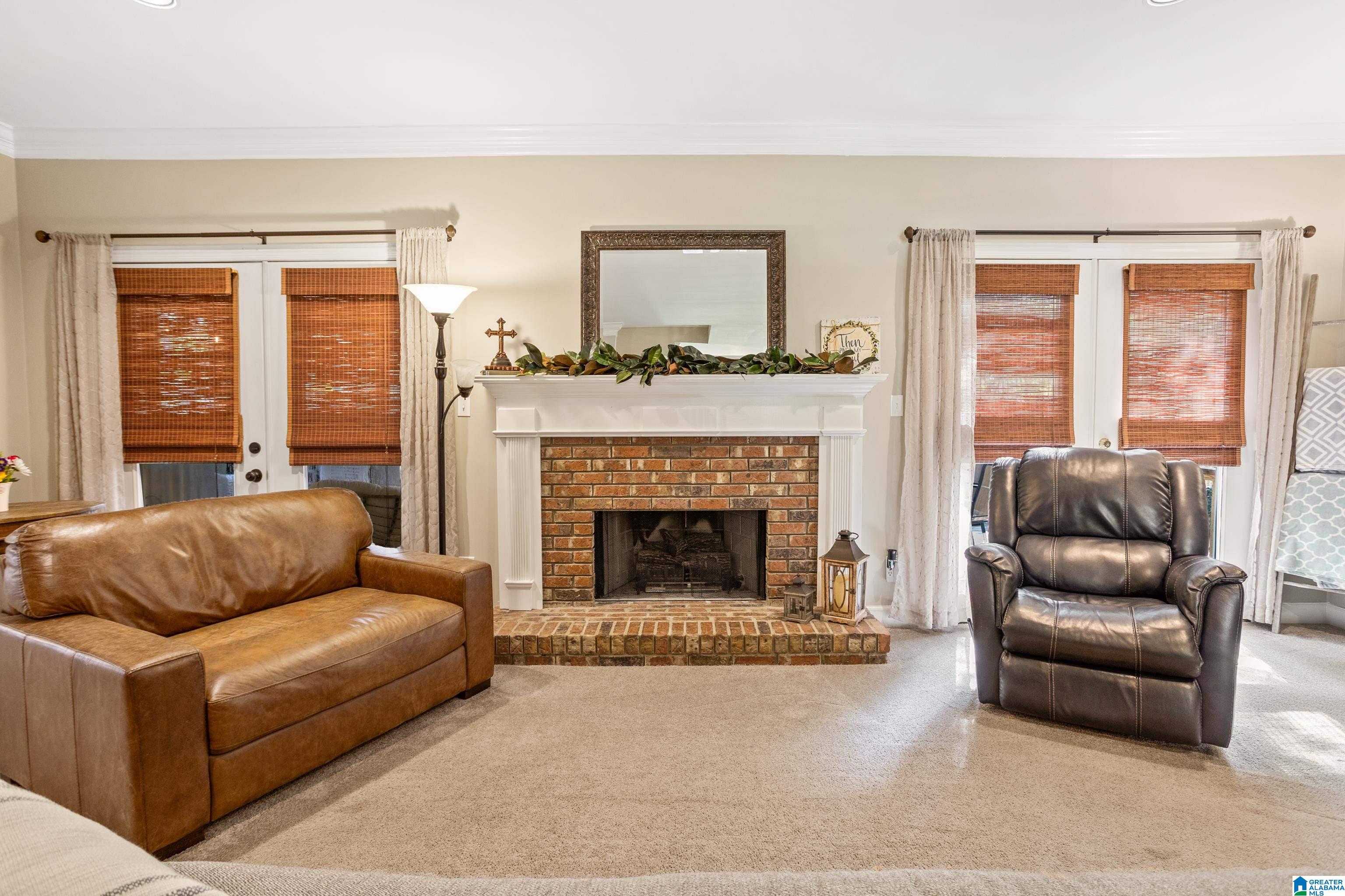 5117 WILLOW WAY