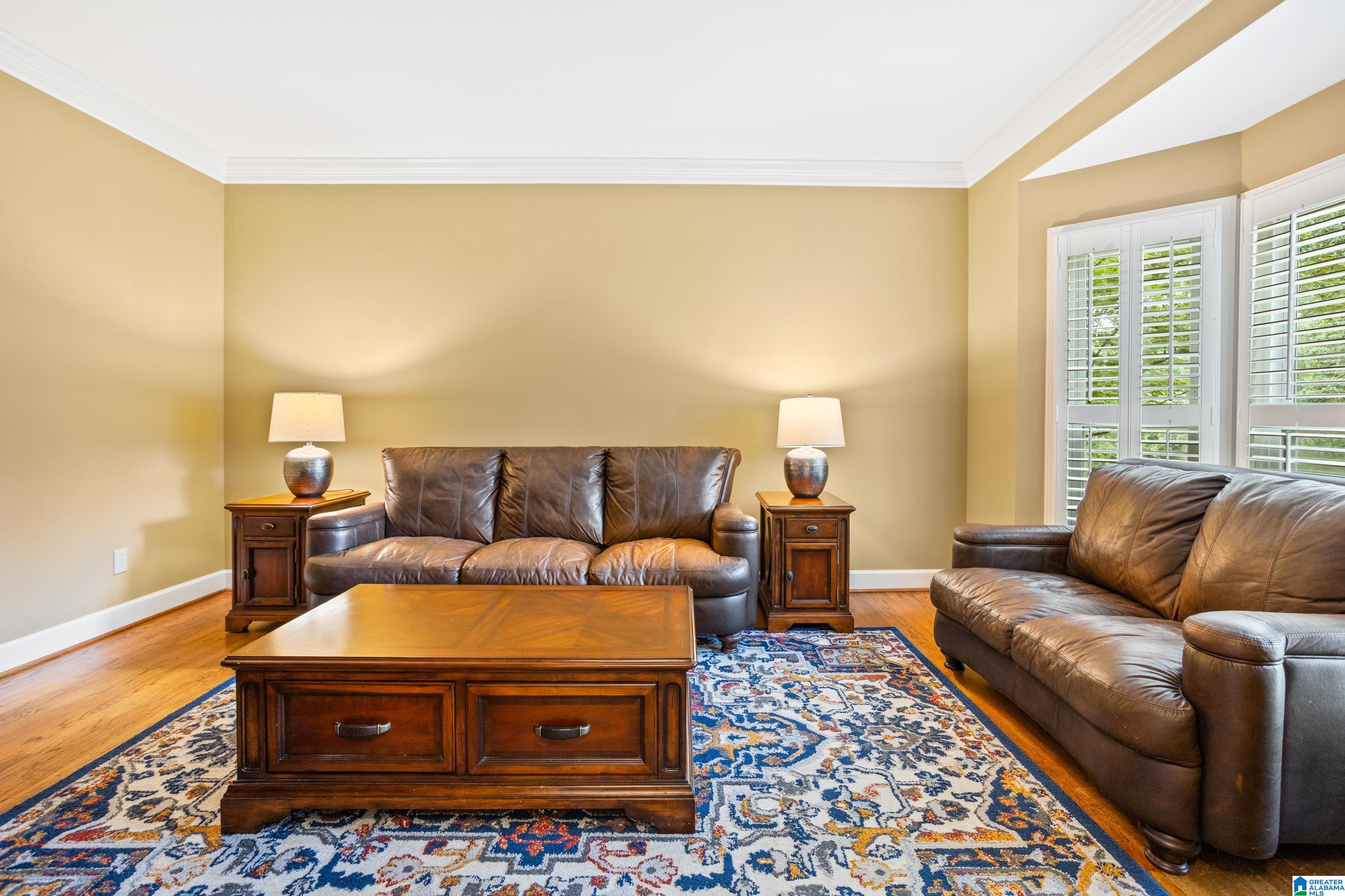 5117 WILLOW WAY