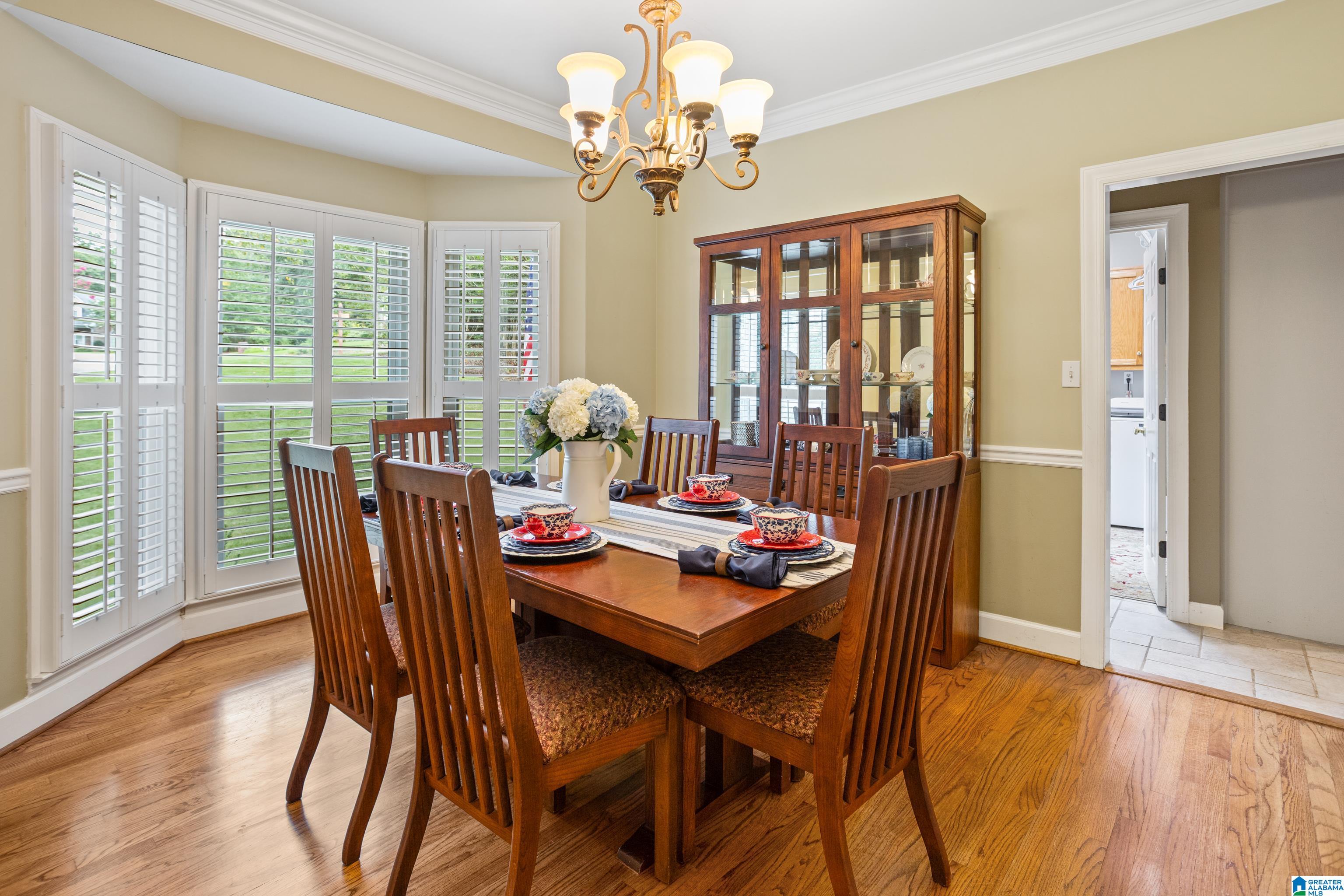 5117 WILLOW WAY