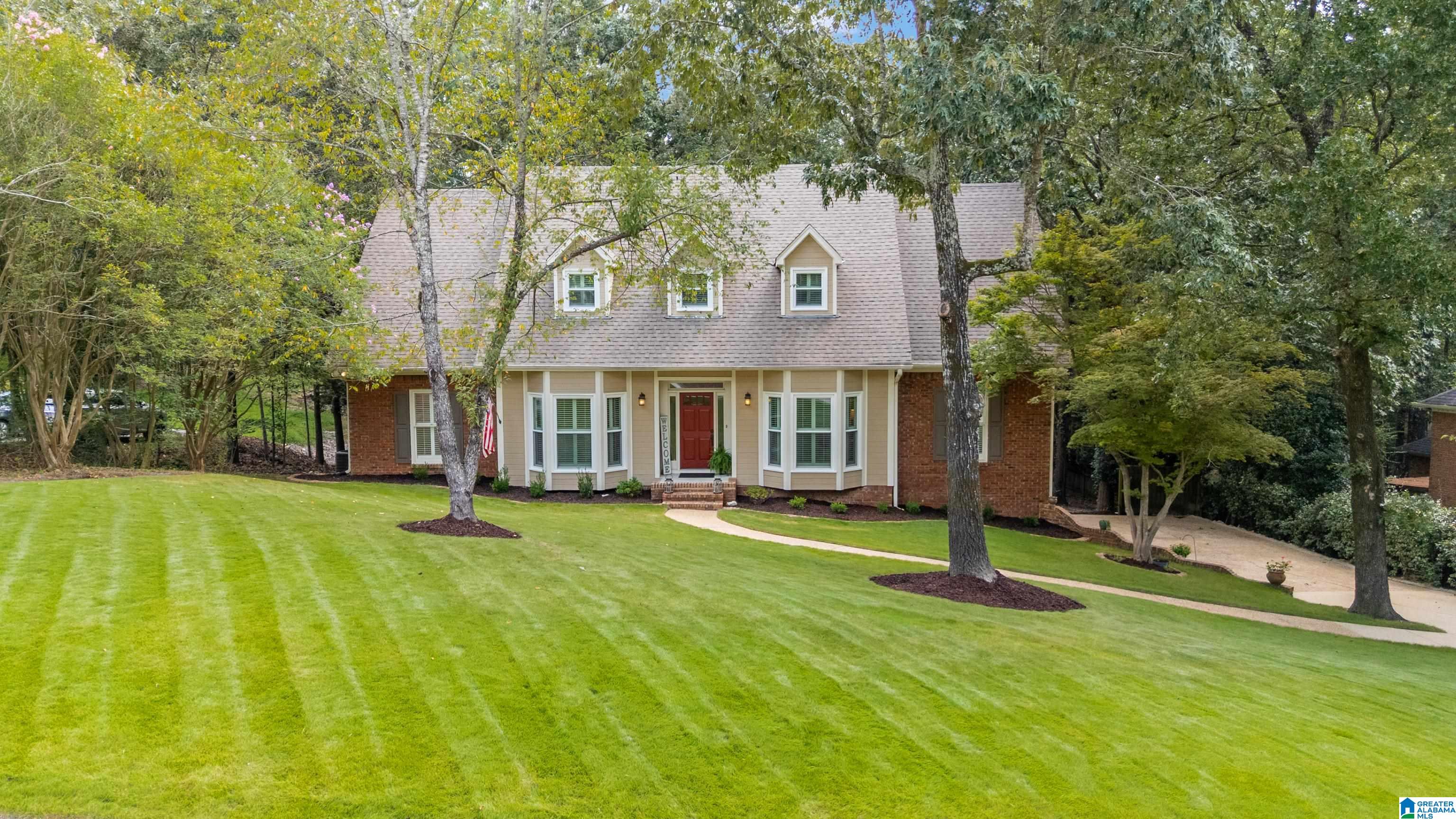 5117 WILLOW WAY