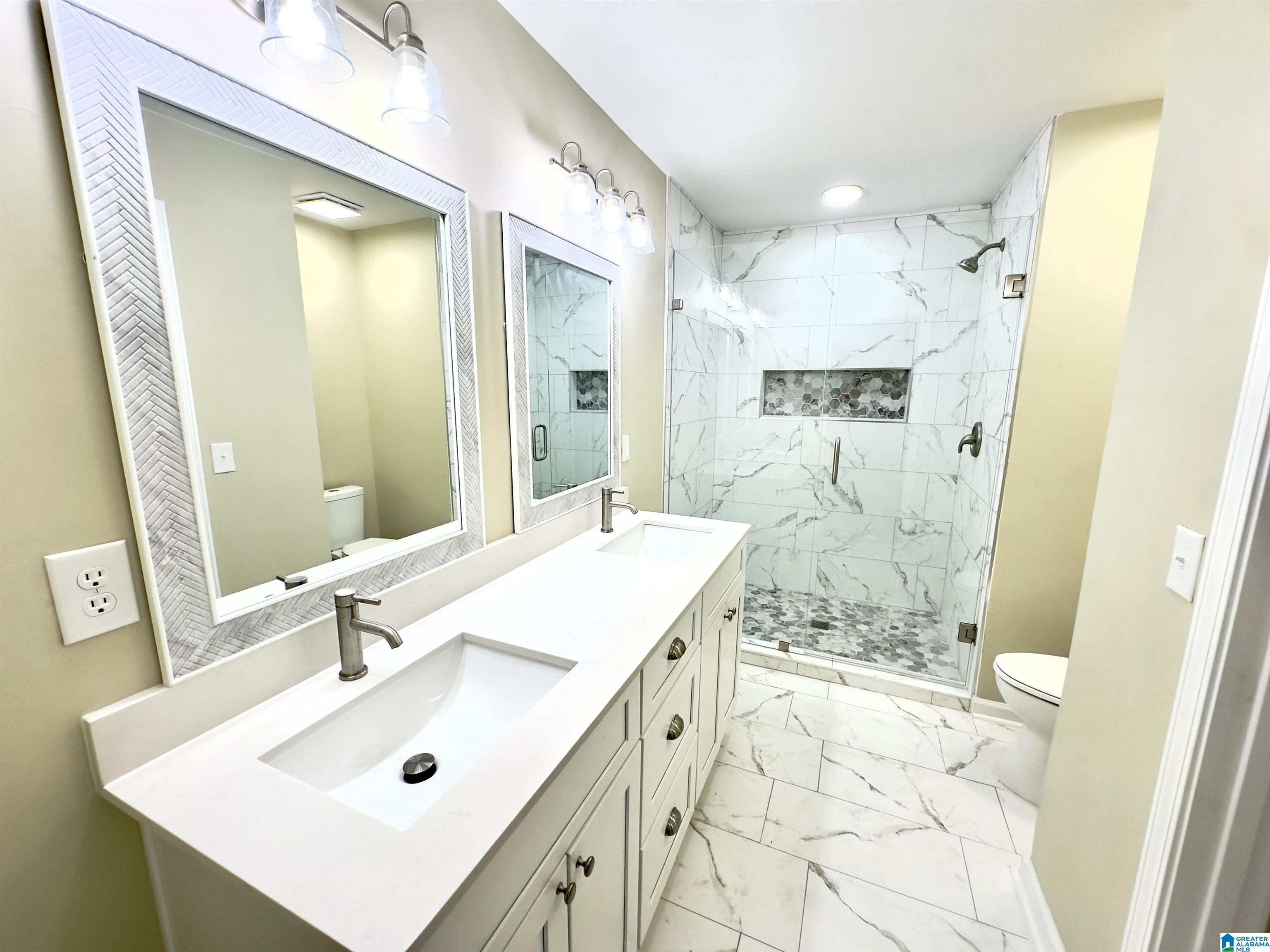 2440 WHITE OAK TRAIL