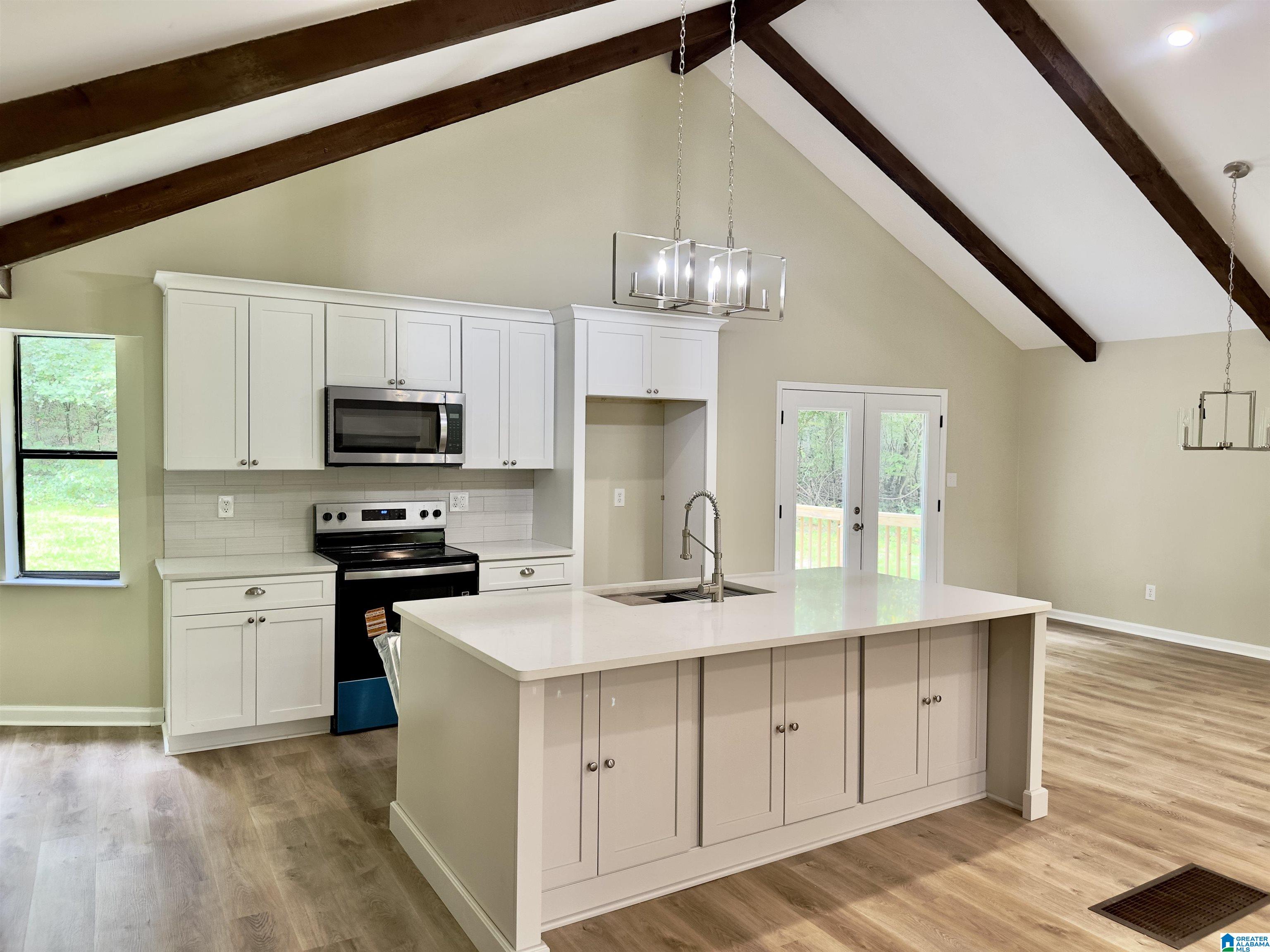 2440 WHITE OAK TRAIL