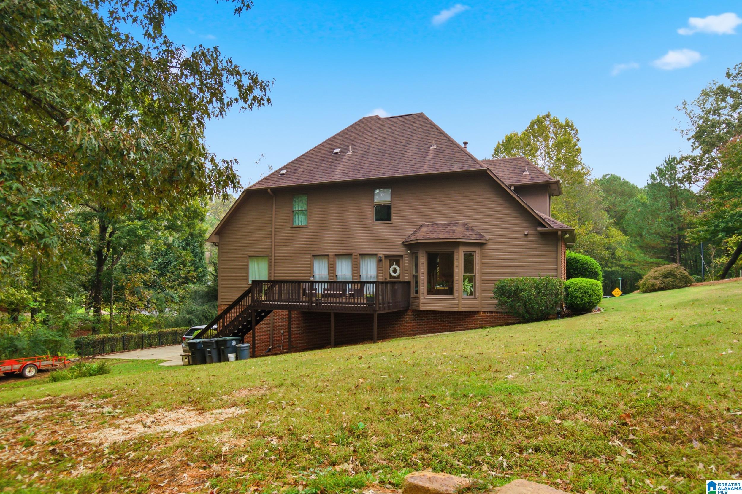 7524 LAKE VISTA DRIVE