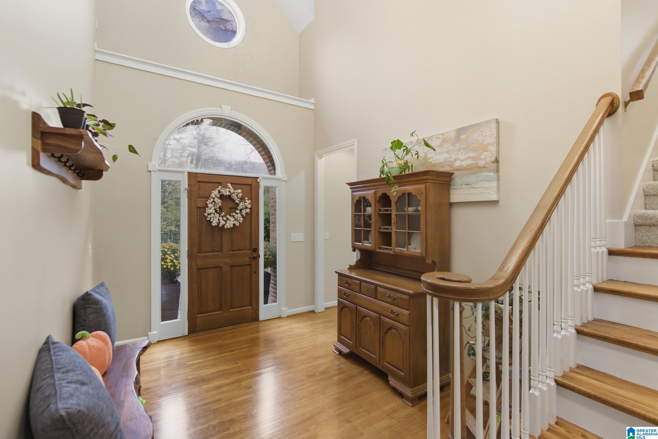 7524 LAKE VISTA DRIVE