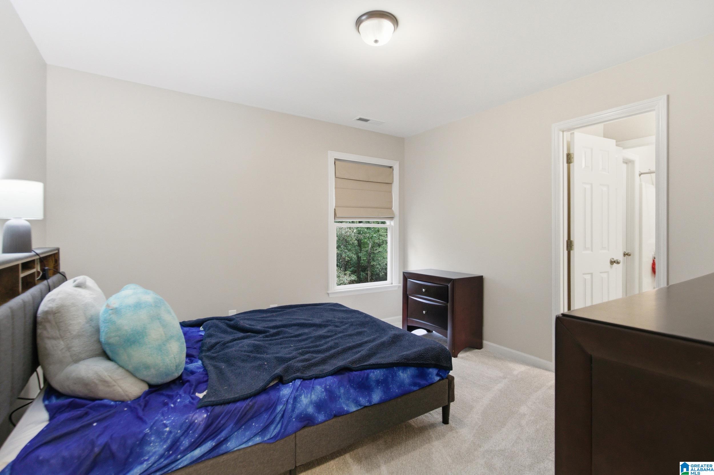 7524 LAKE VISTA DRIVE