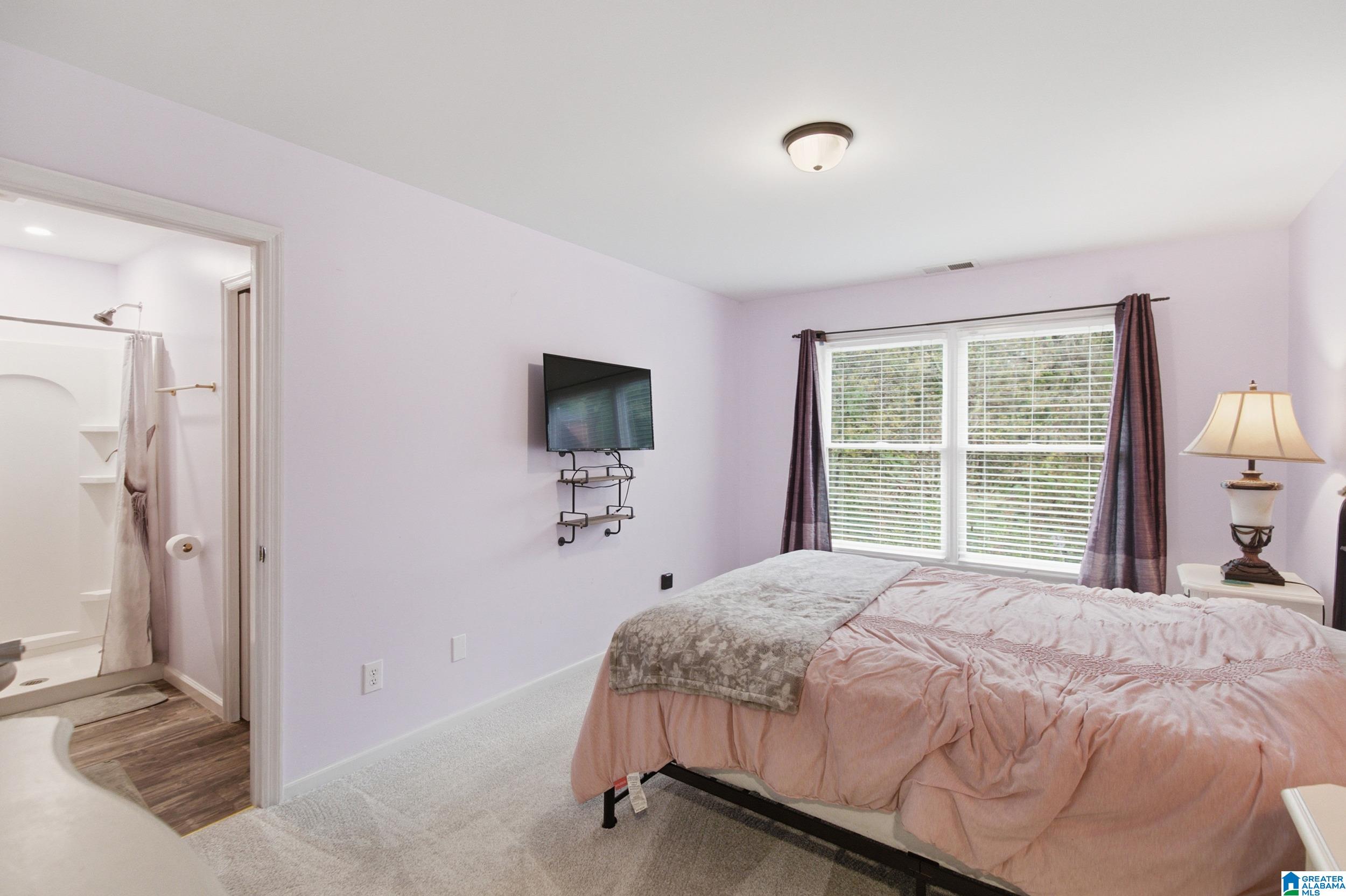 7524 LAKE VISTA DRIVE