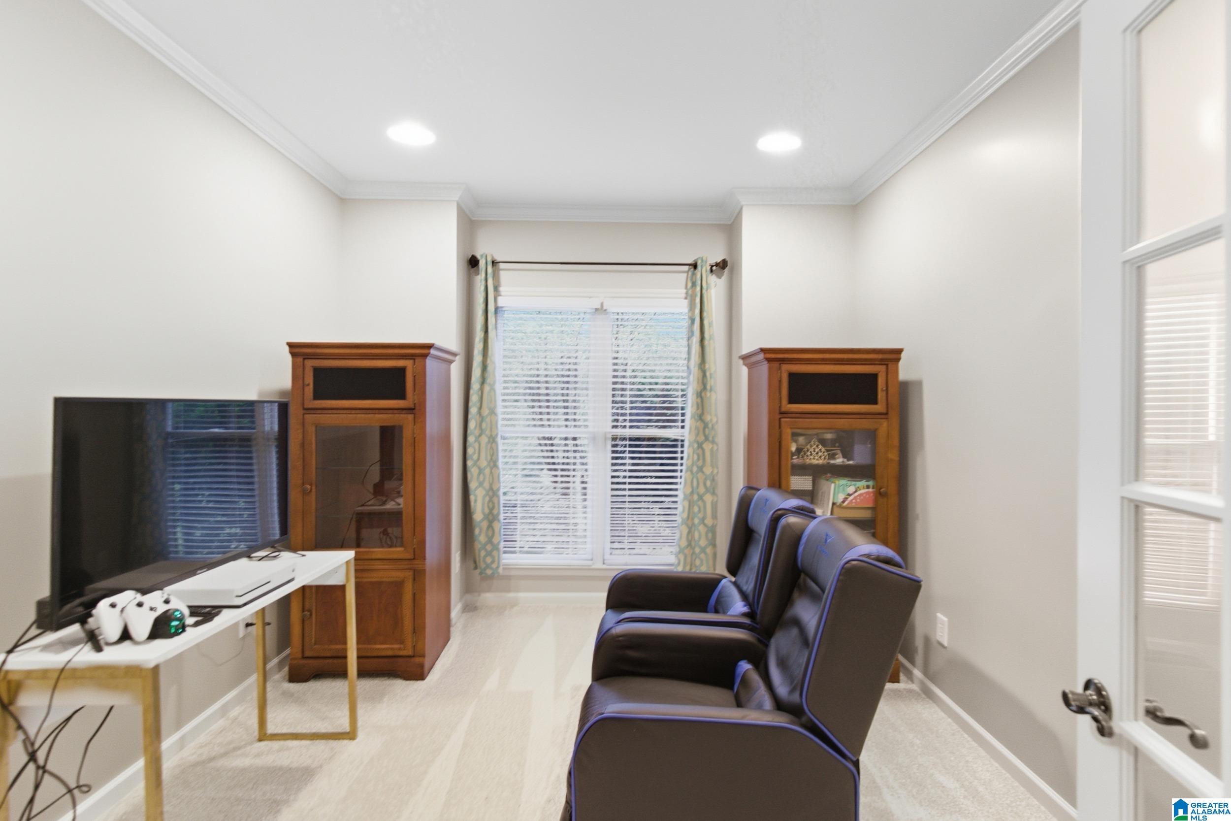 7524 LAKE VISTA DRIVE