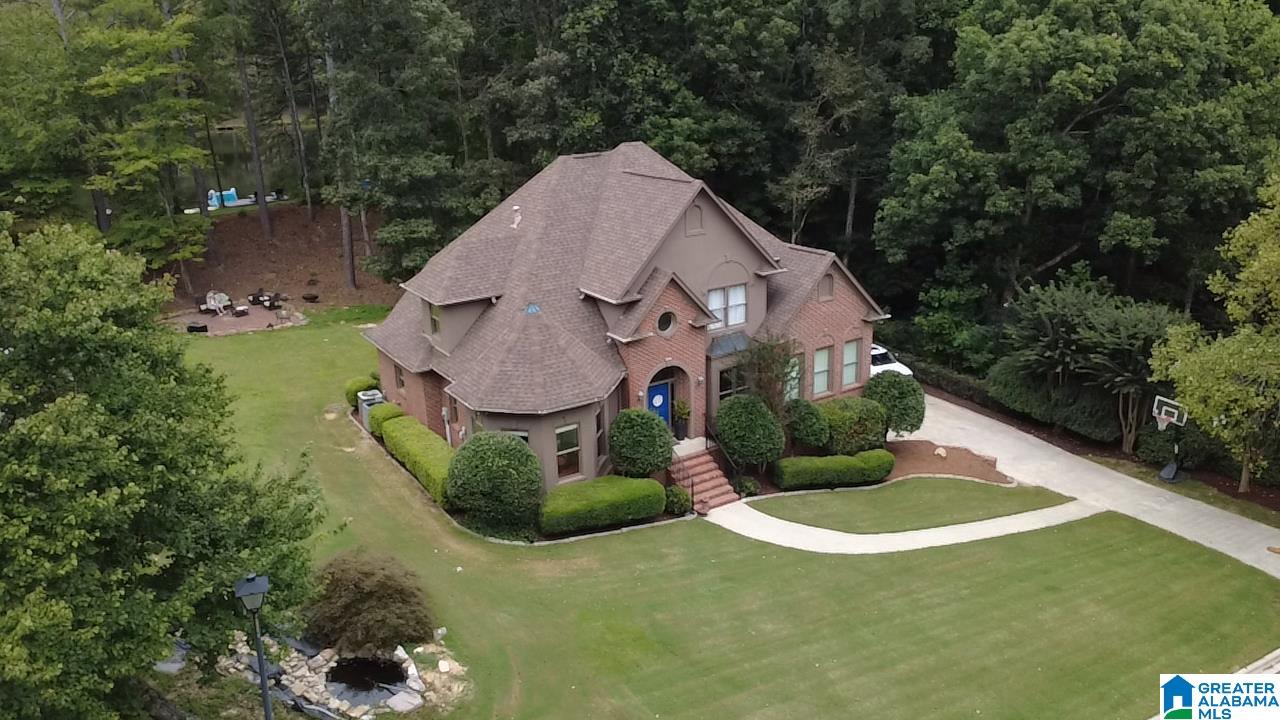 7524 LAKE VISTA DRIVE