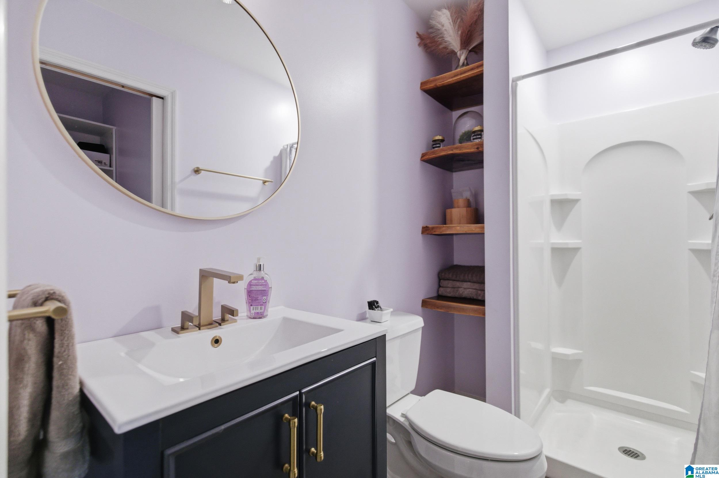 7524 LAKE VISTA DRIVE