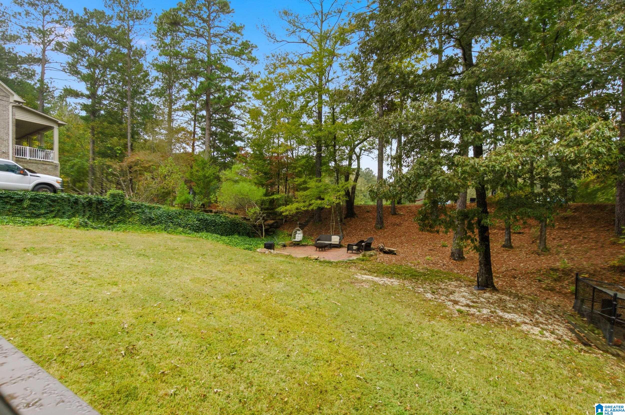 7524 LAKE VISTA DRIVE