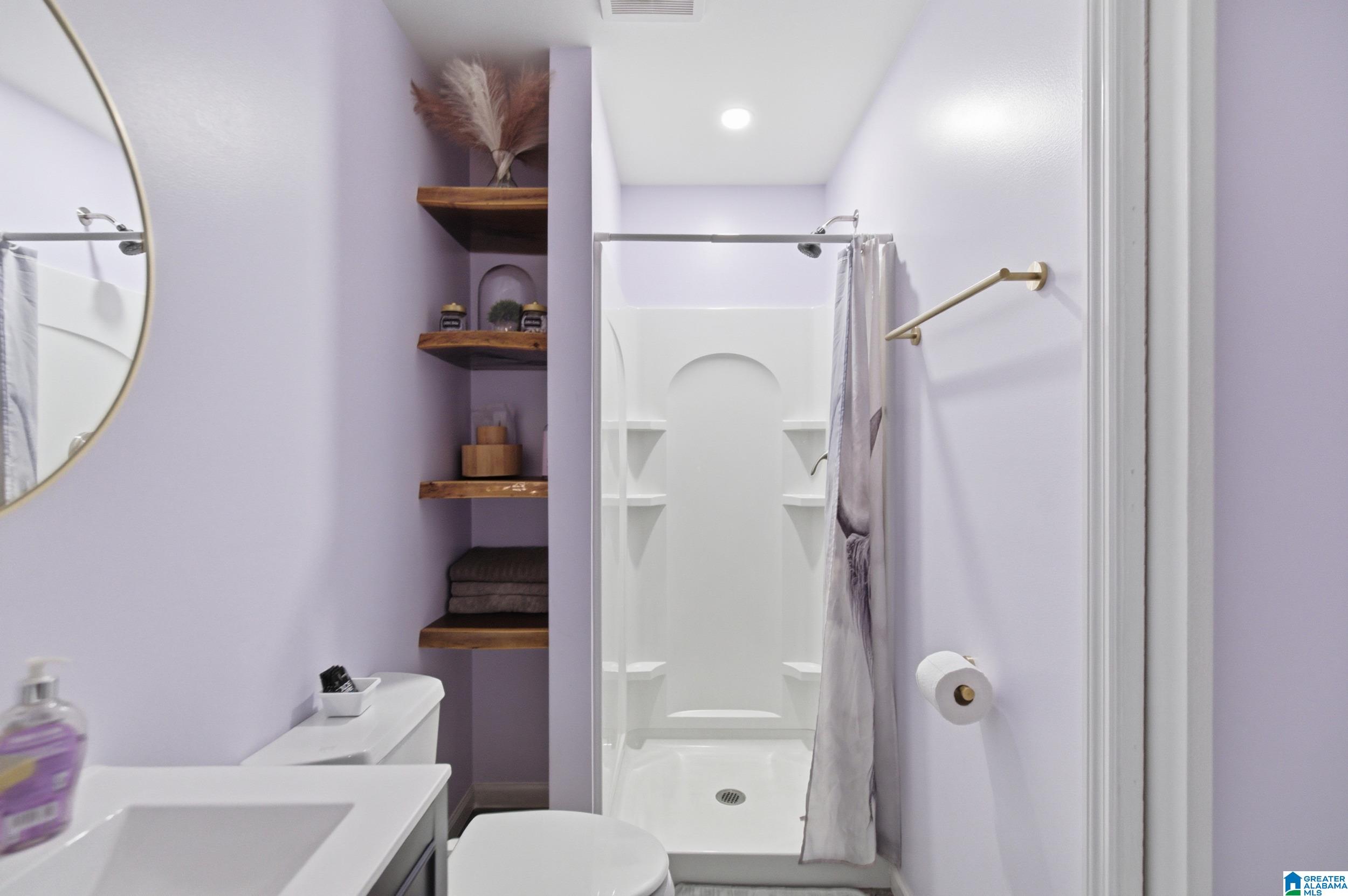 7524 LAKE VISTA DRIVE