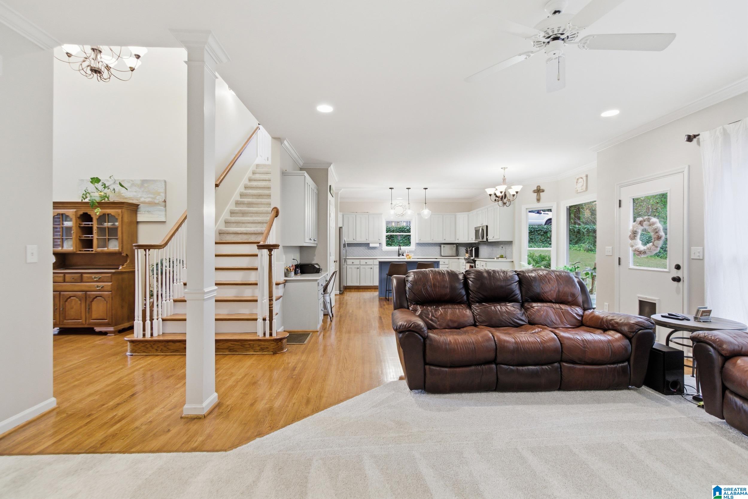 7524 LAKE VISTA DRIVE