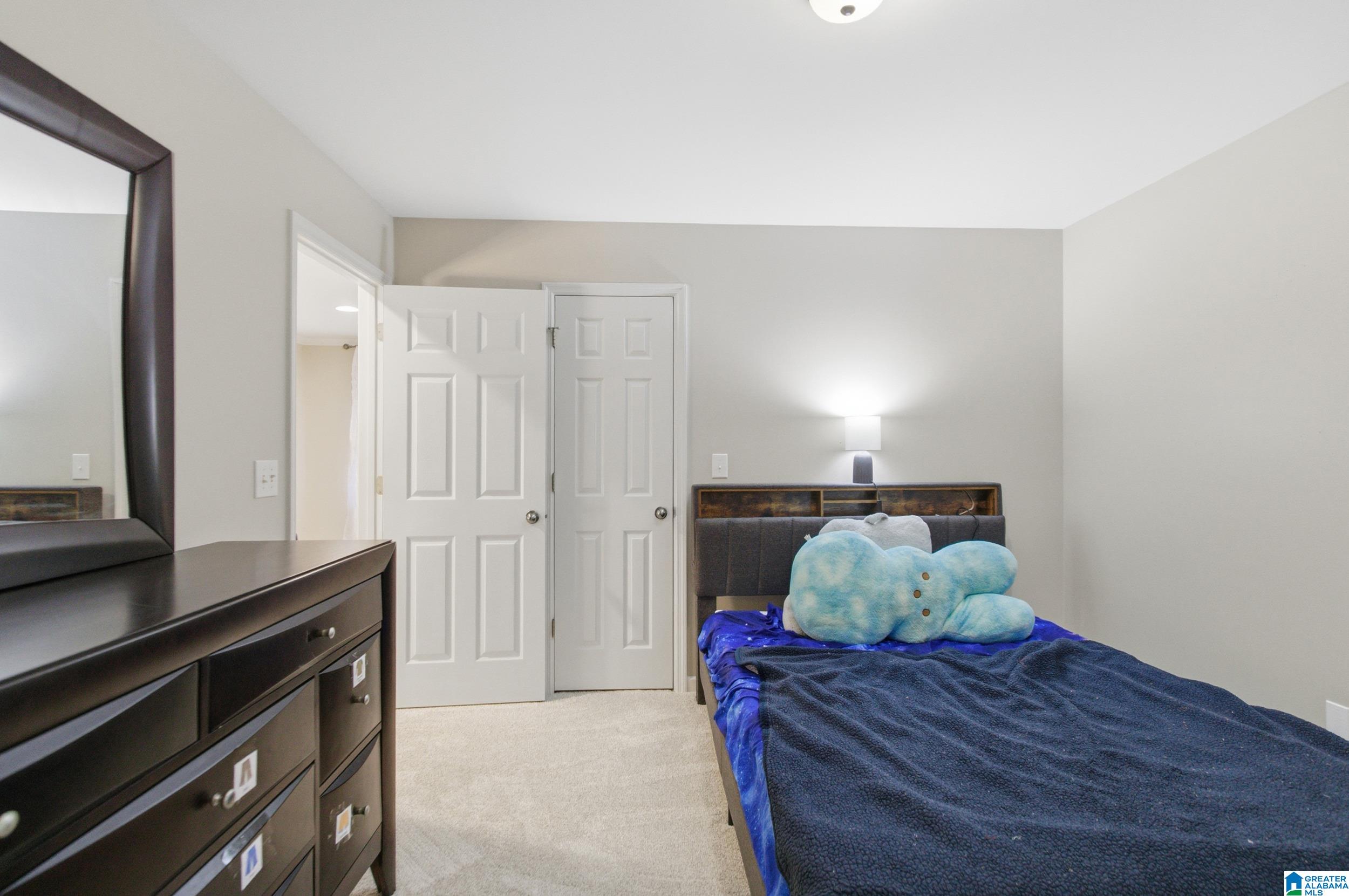 7524 LAKE VISTA DRIVE