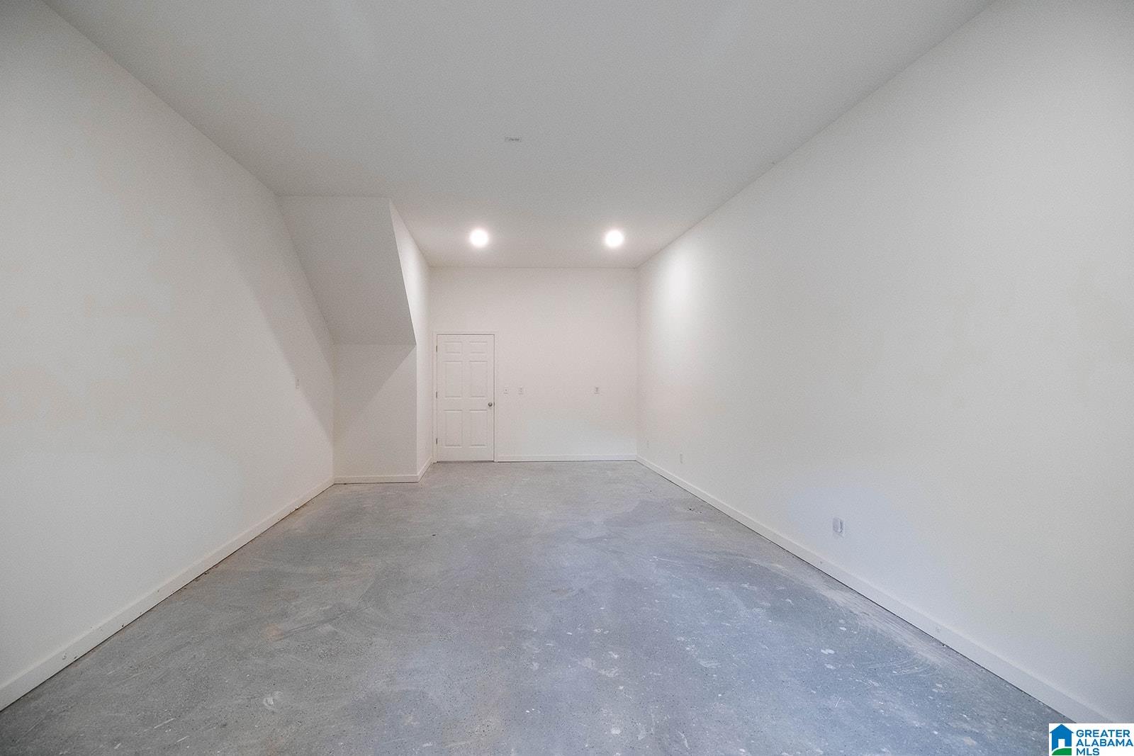 3701 HUNTER RIDGE ROAD