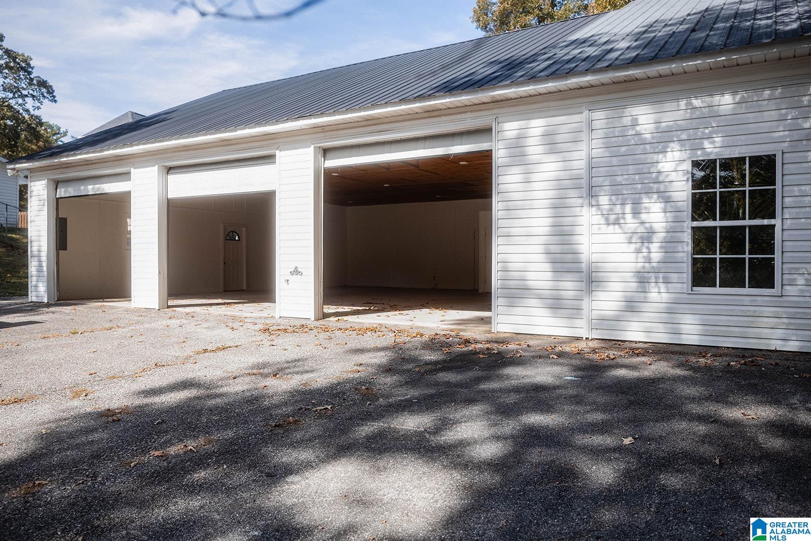 3701 HUNTER RIDGE ROAD