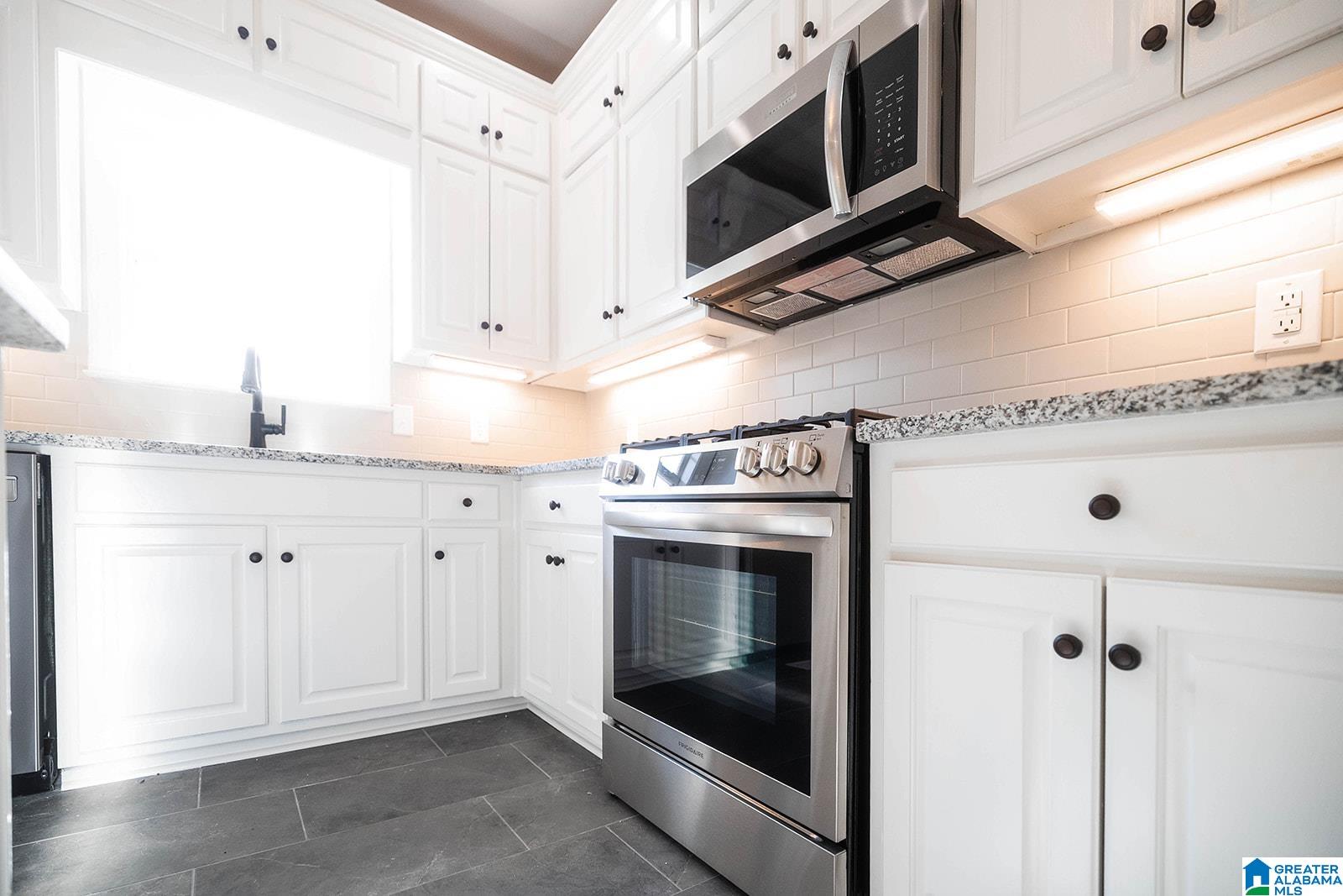 3701 HUNTER RIDGE ROAD