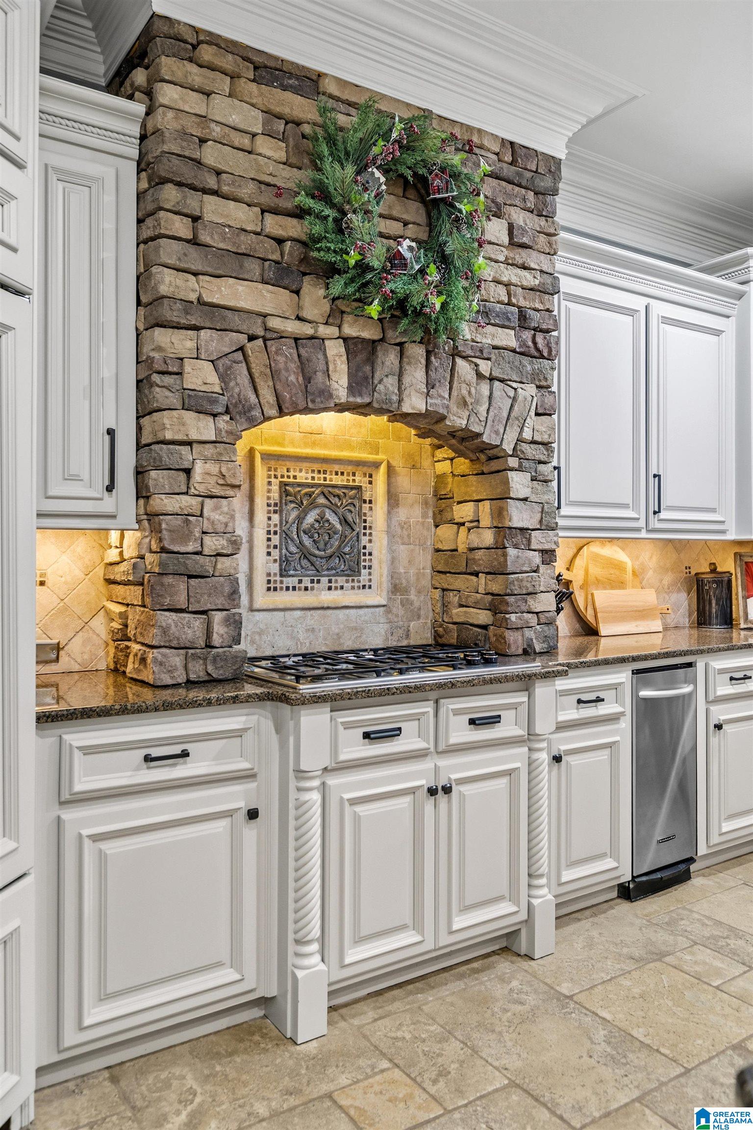 6200 WYNWOOD LANDING