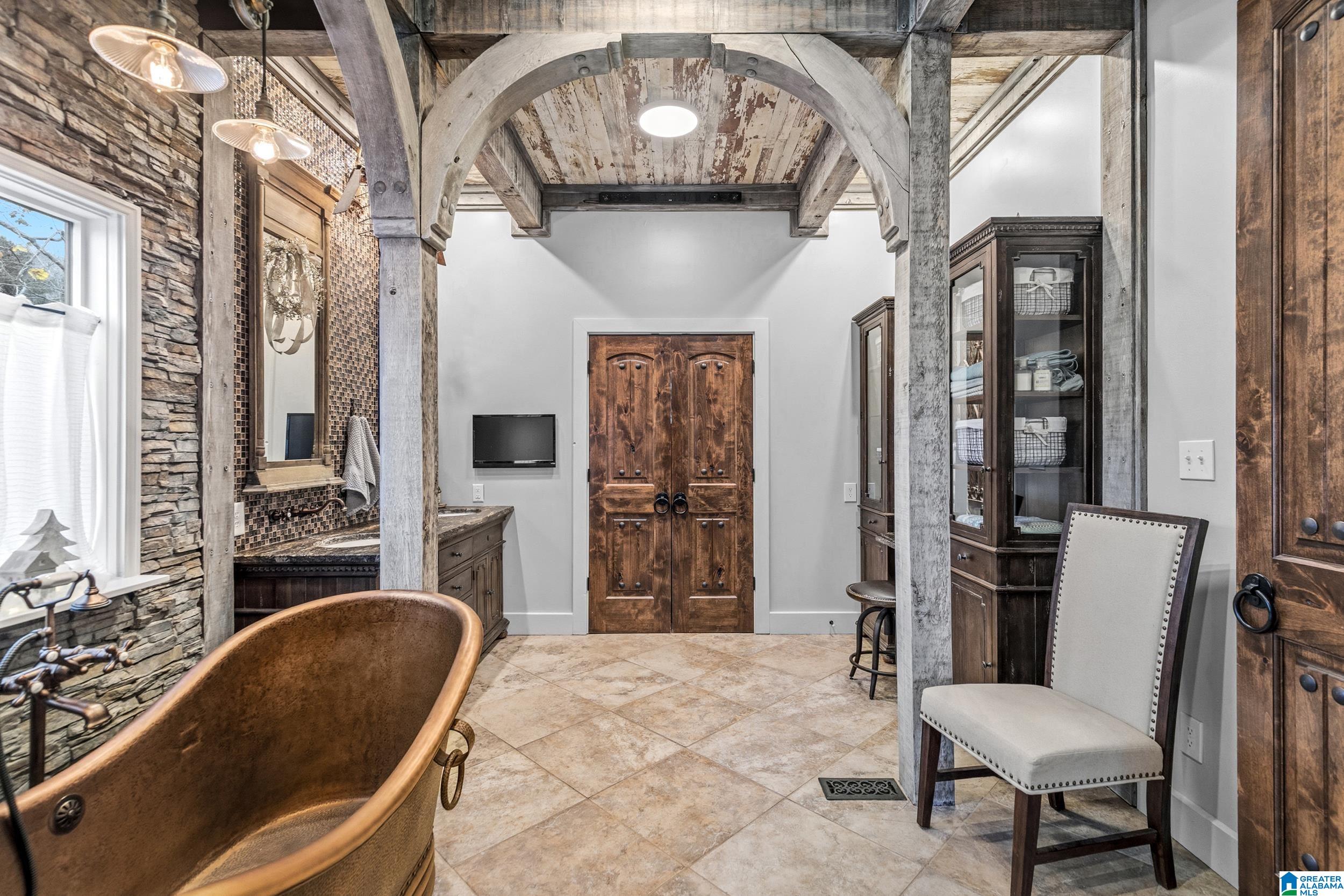 6200 WYNWOOD LANDING