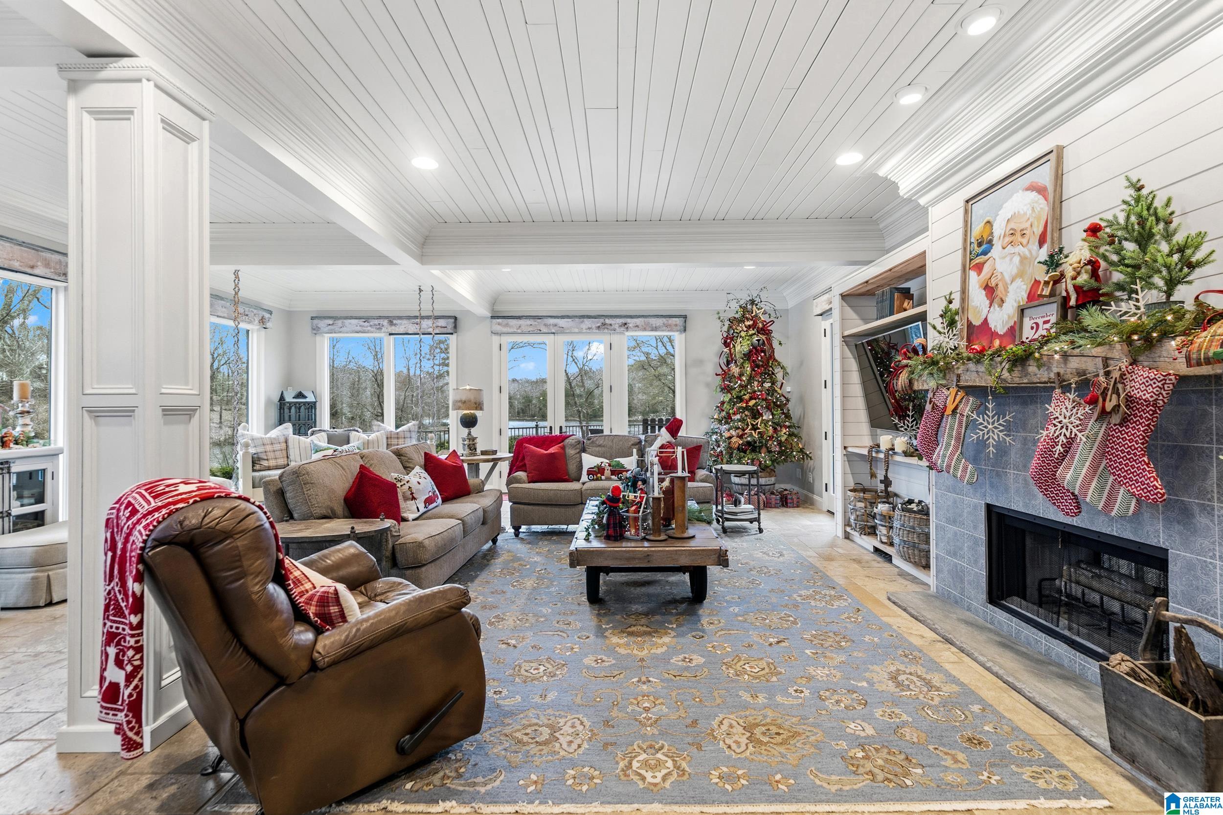 6200 WYNWOOD LANDING