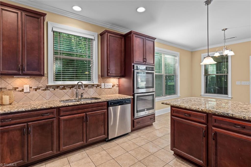 1376 Trafalgar Drive