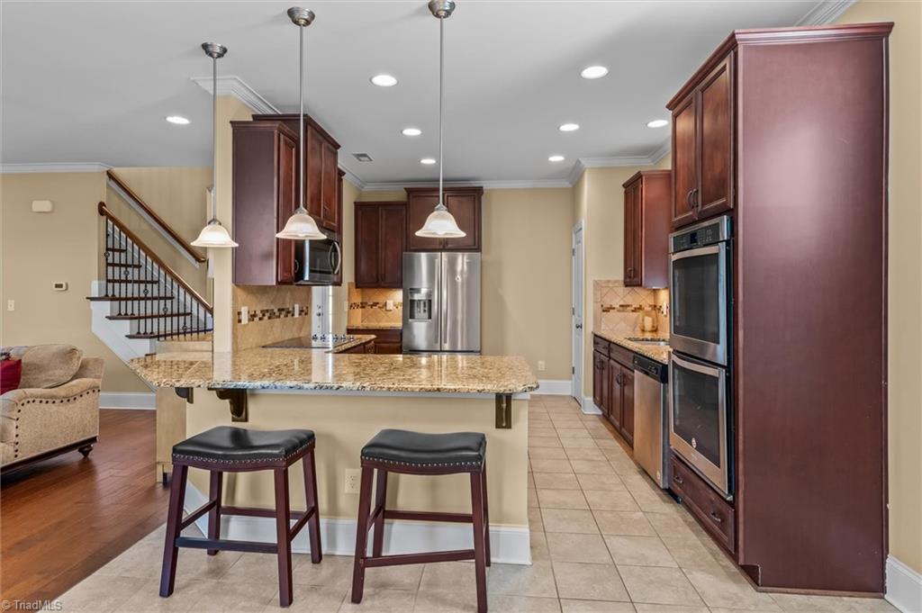 1376 Trafalgar Drive