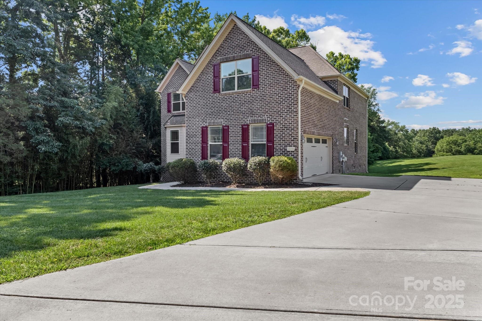 1376 Trafalgar Drive