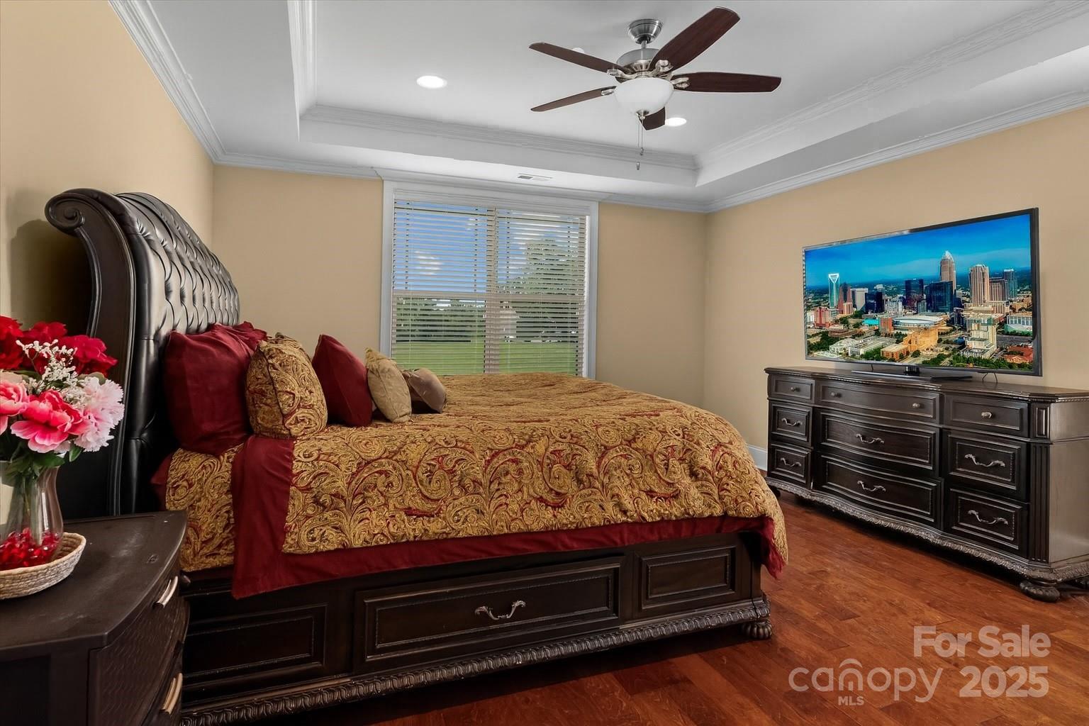 1376 Trafalgar Drive