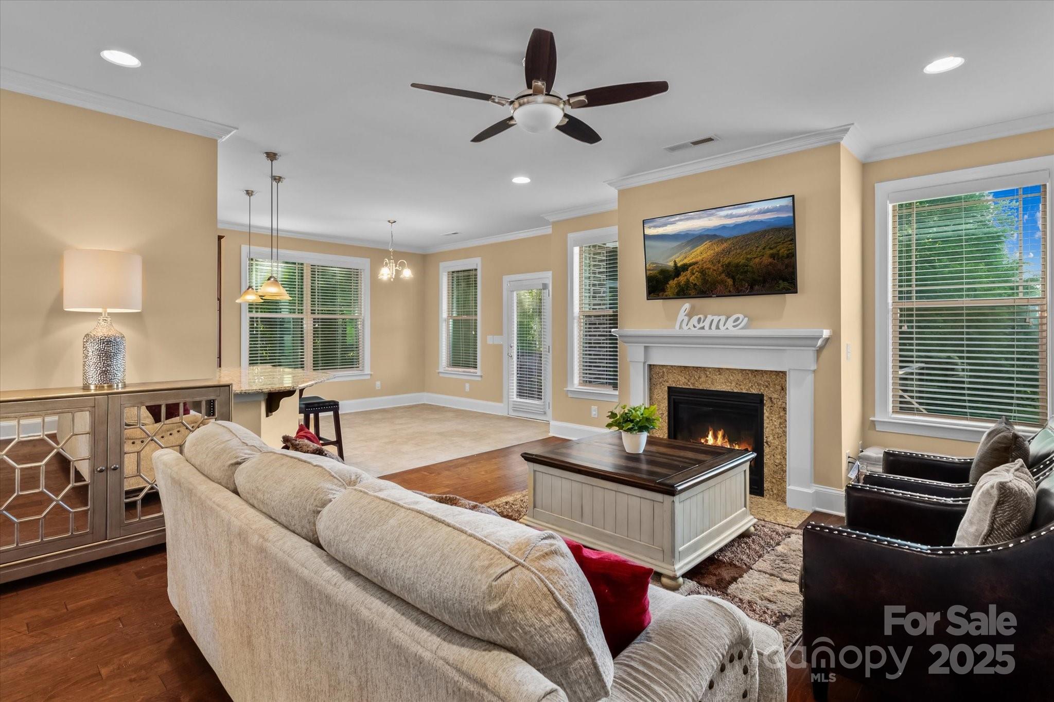 1376 Trafalgar Drive