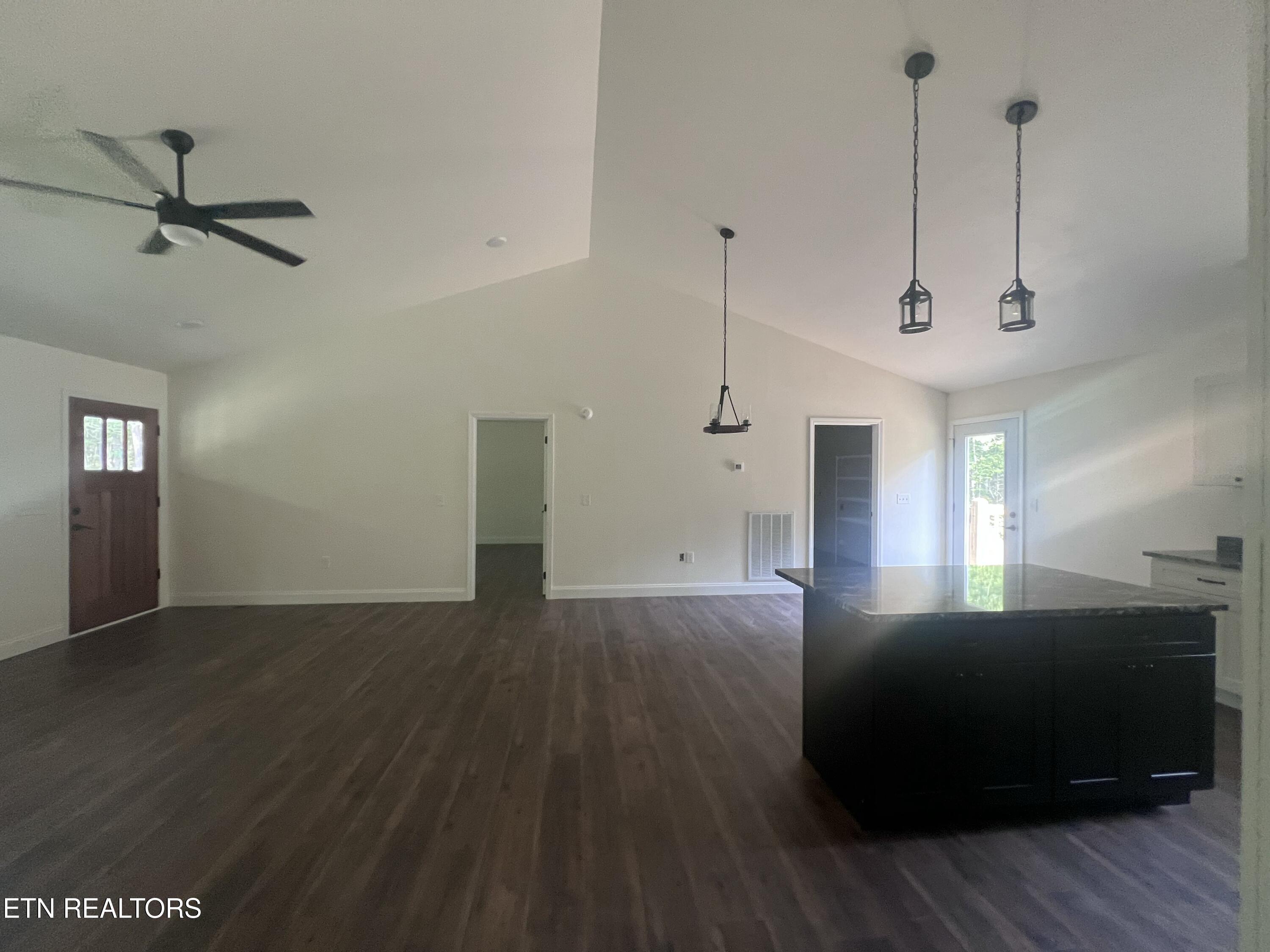 2759 Banner Springs Rd