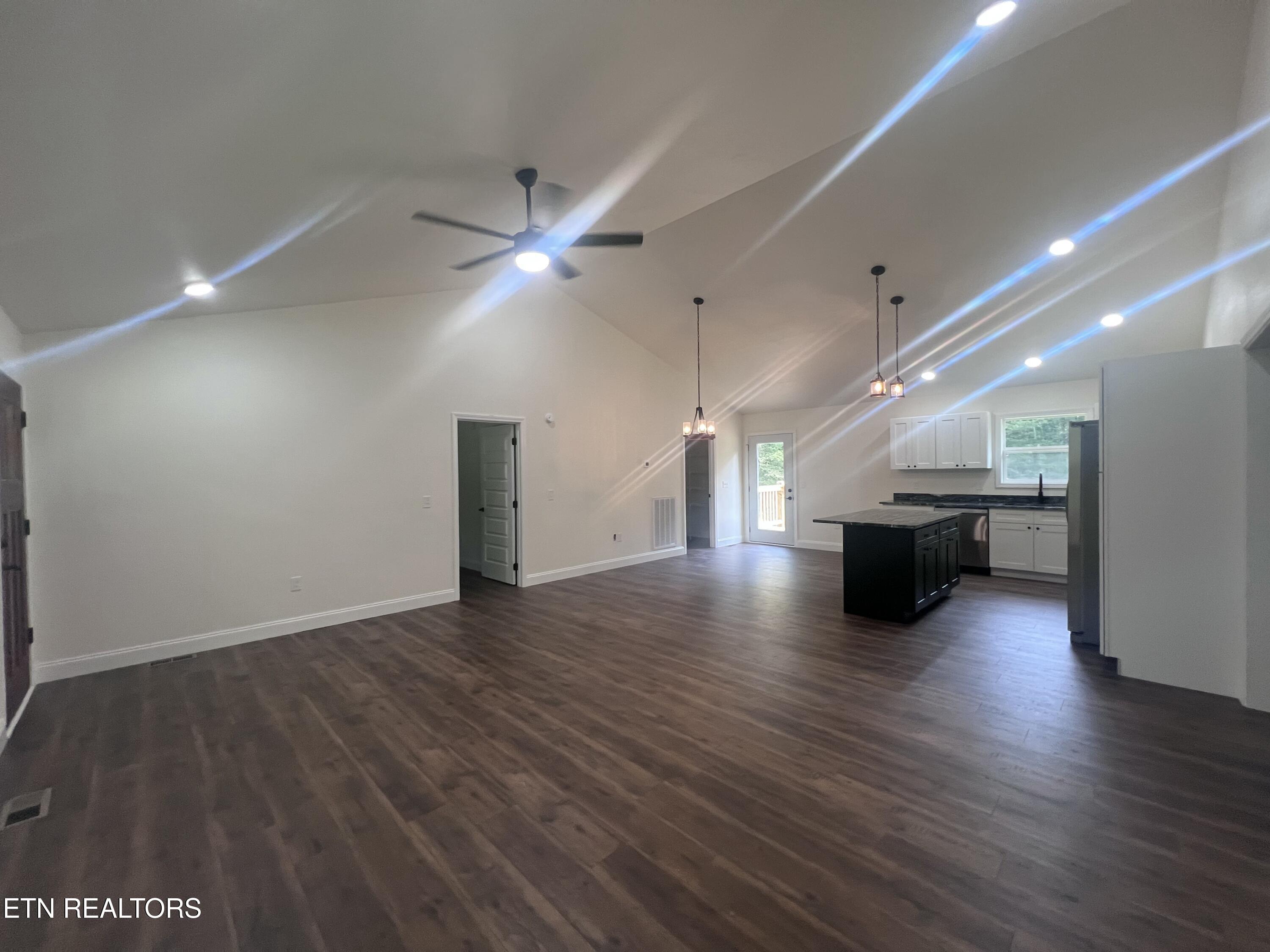 2759 Banner Springs Rd