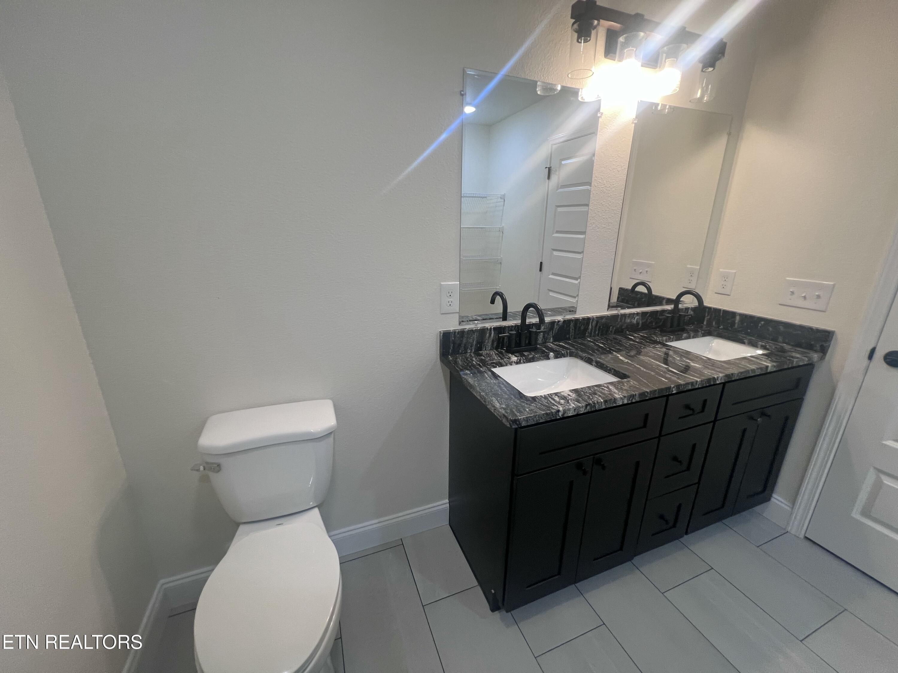 2759 Banner Springs Rd