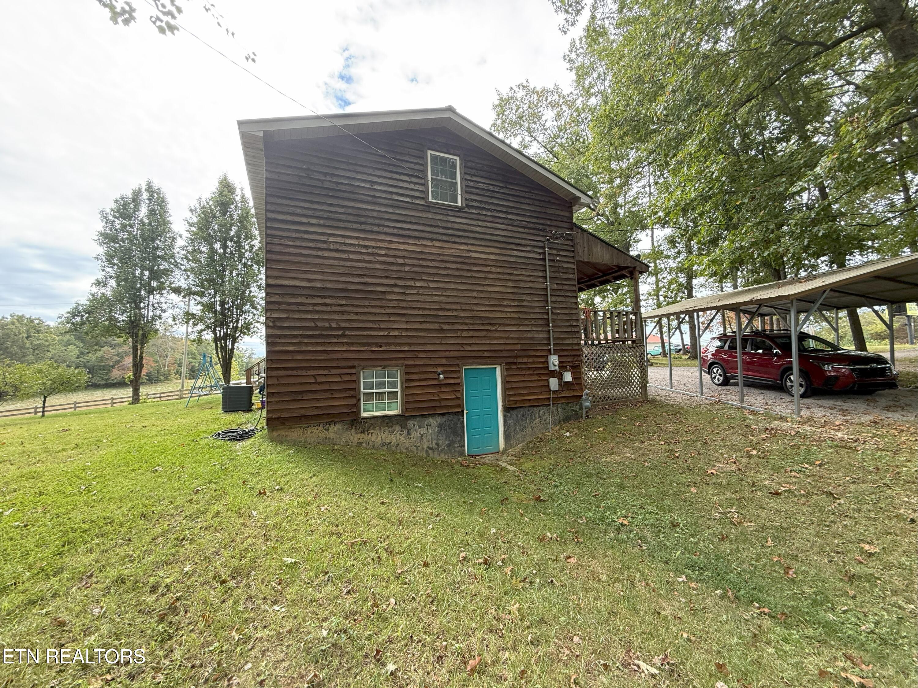 6105 S South York Hwy