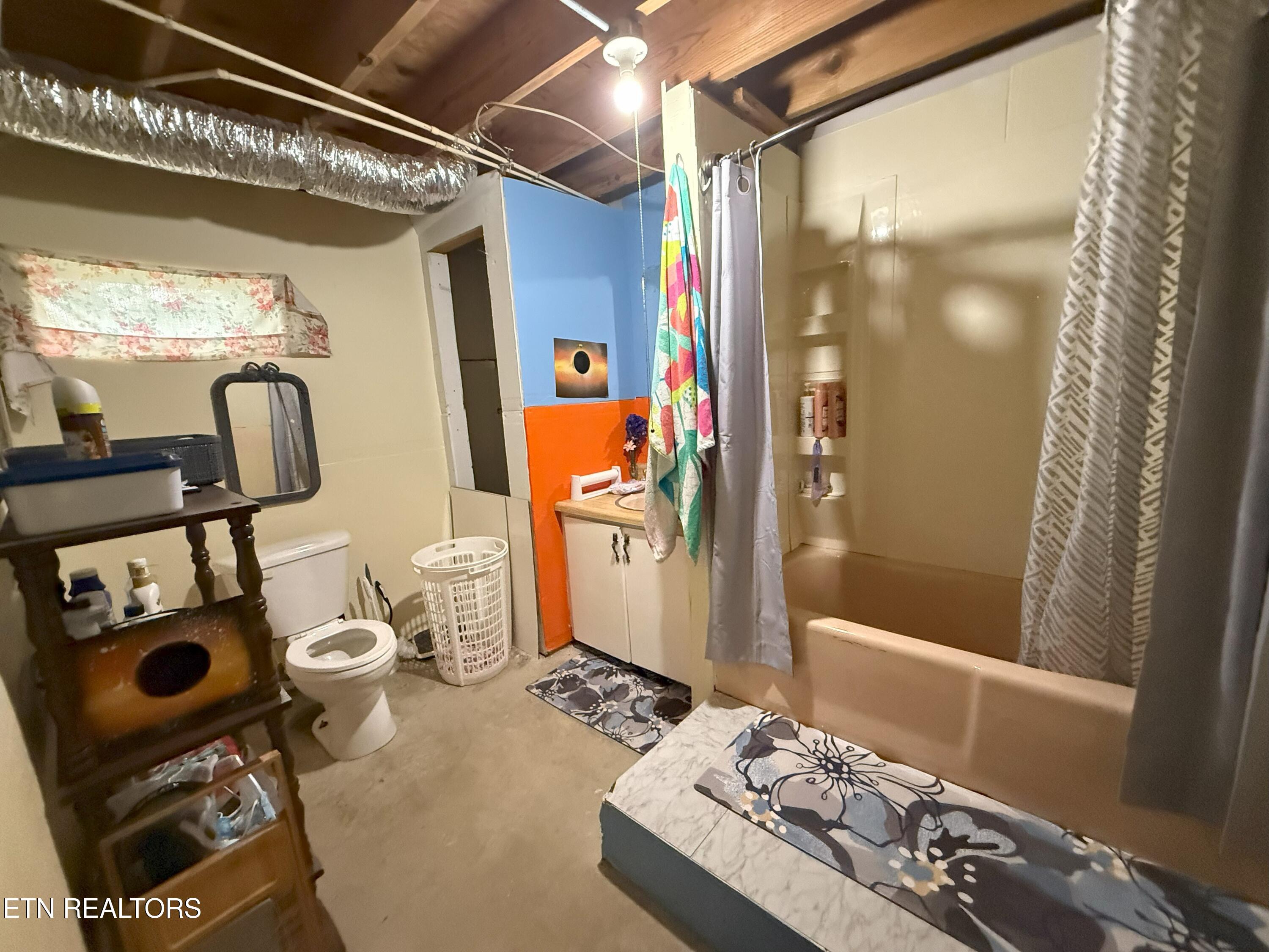 6105 S South York Hwy