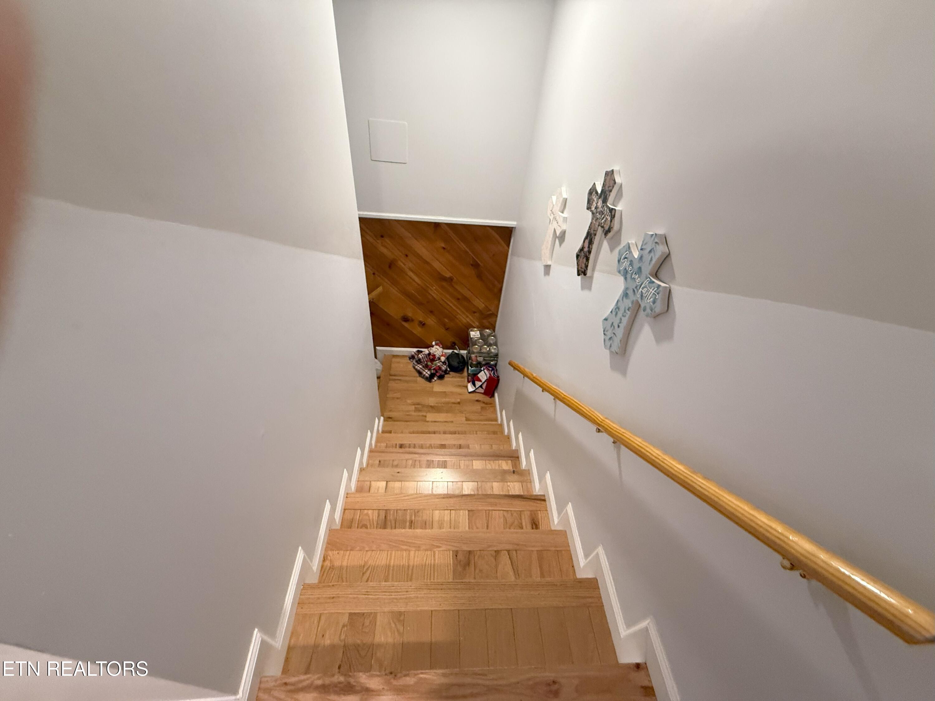 6105 S South York Hwy